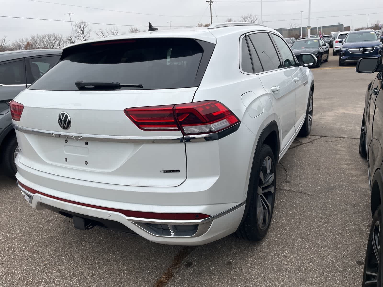 Thumbnail: 2023 Volkswagen Atlas - 16