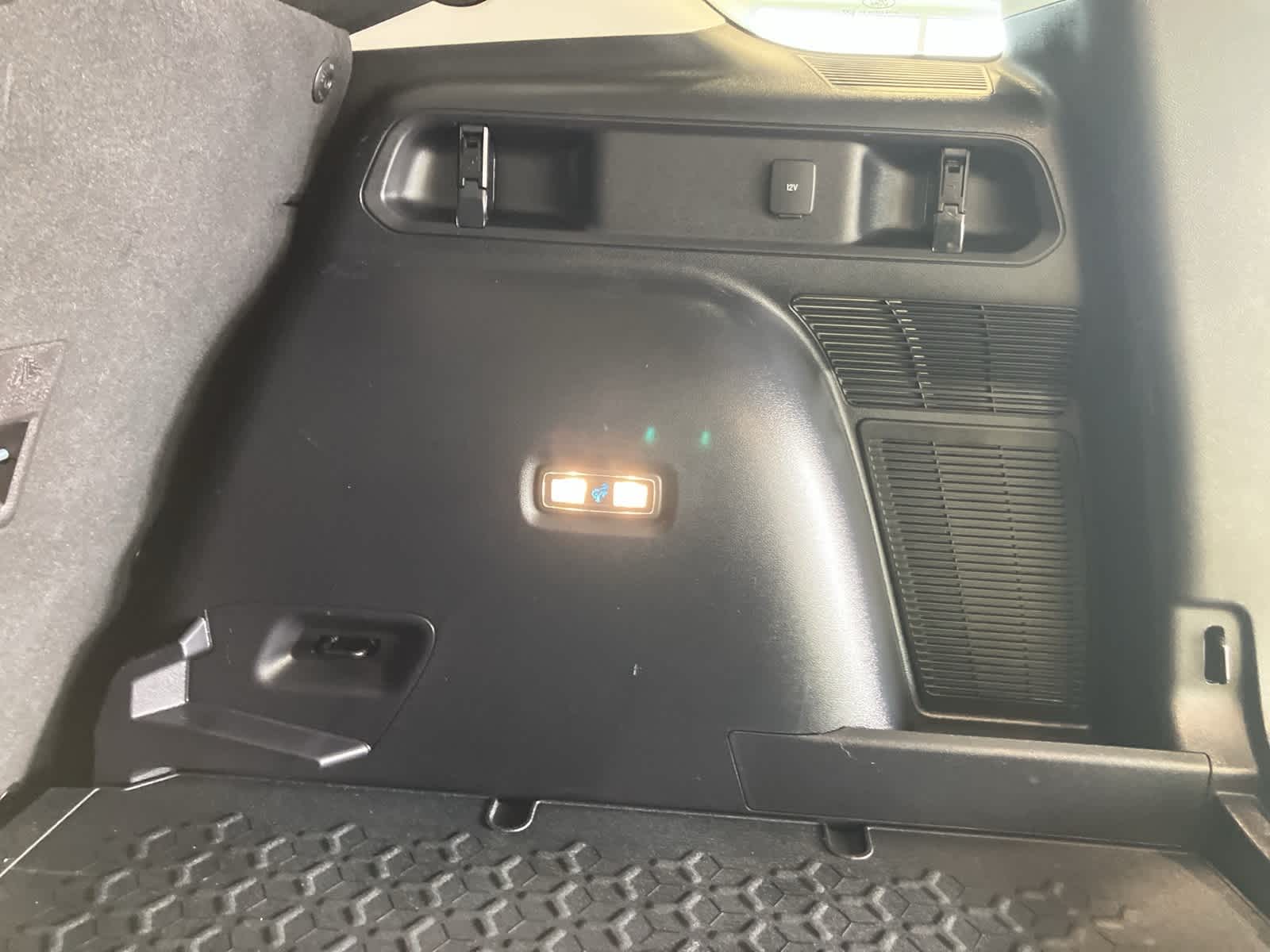 Thumbnail: 2023 Ford Bronco Sport - 28