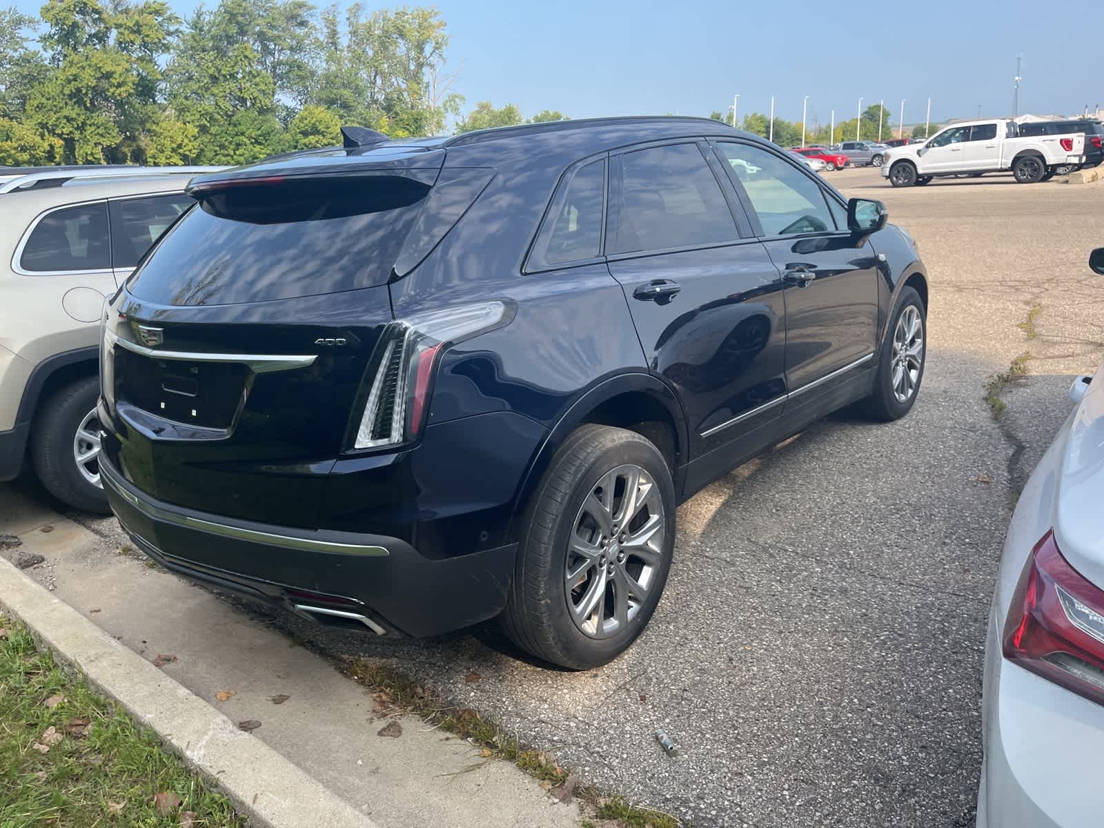 Thumbnail: 2021 Cadillac XT5 - 14
