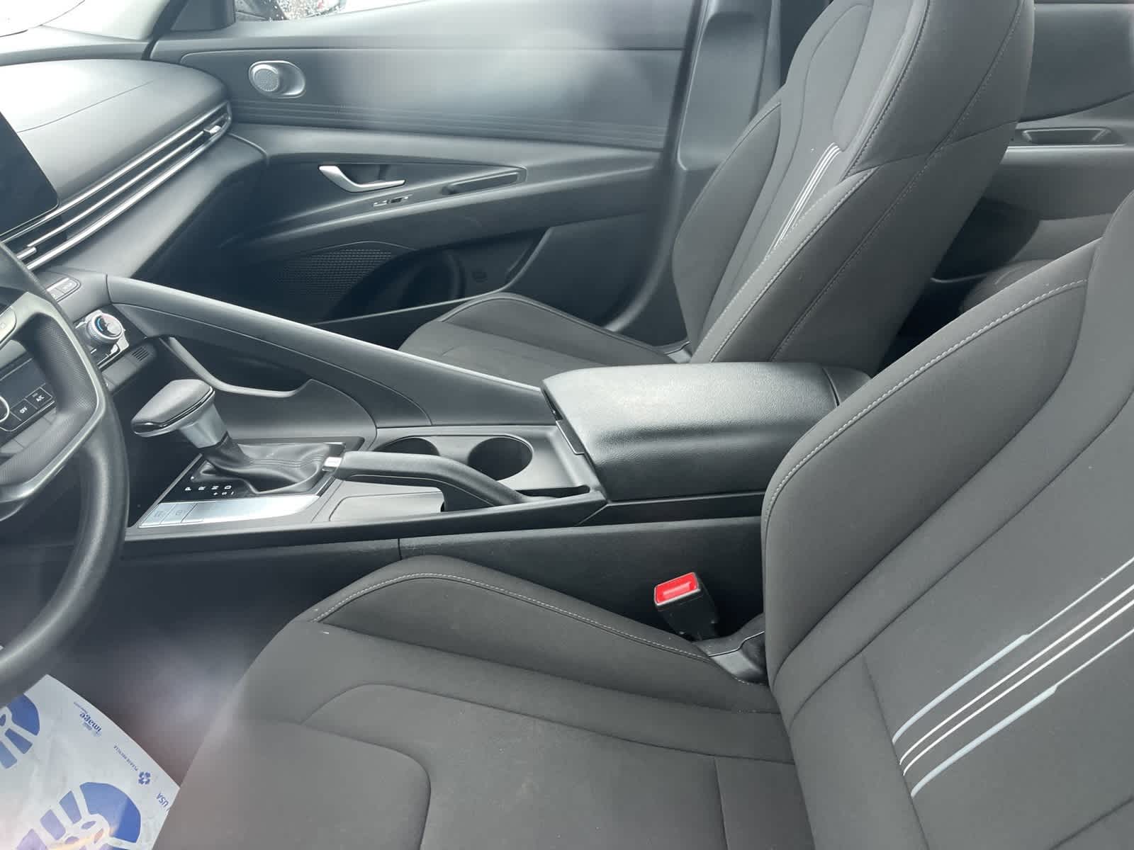 Thumbnail: 2024 Hyundai Elantra - 23