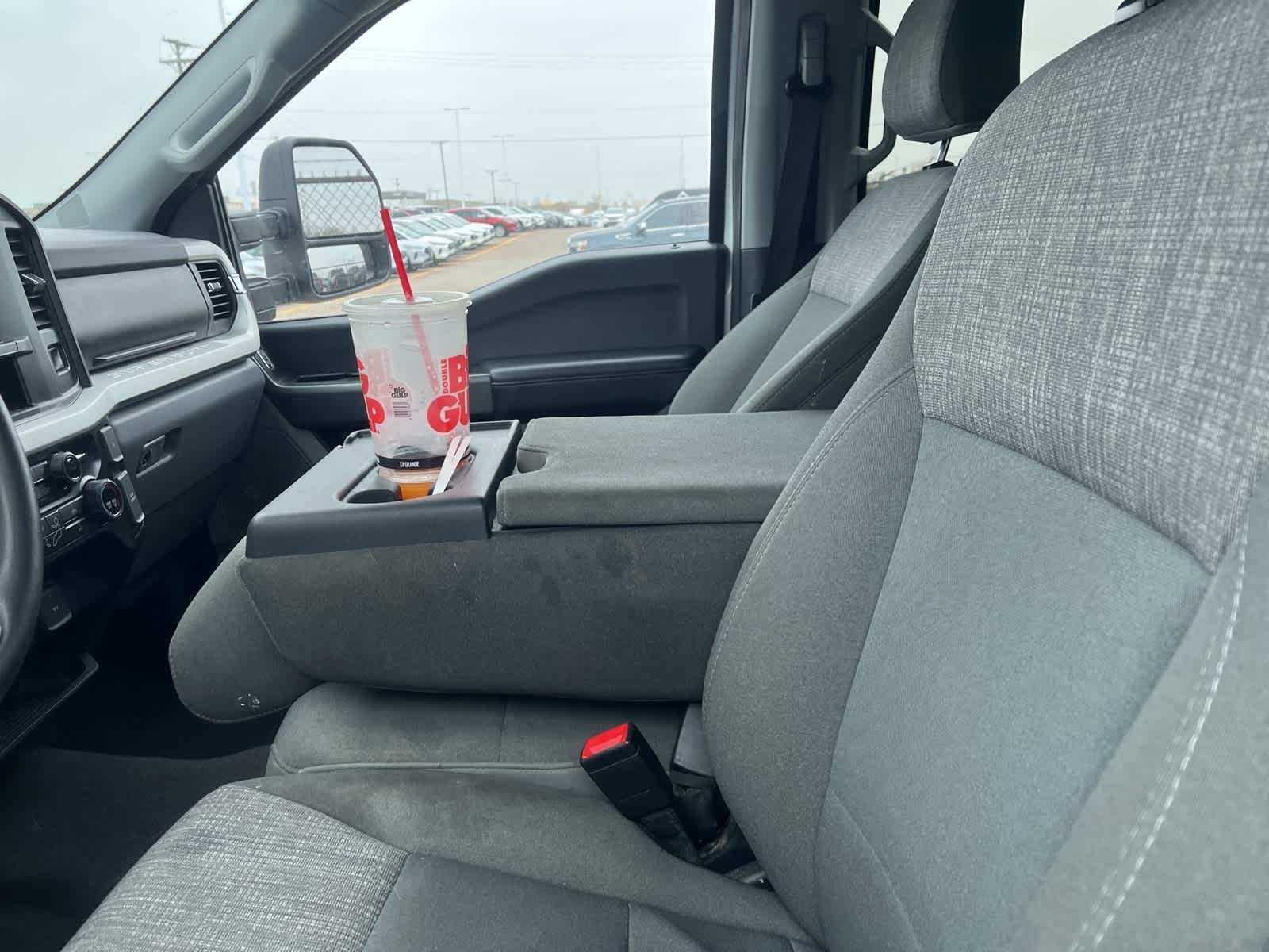 Thumbnail: 2024 Ford Econoline - 28