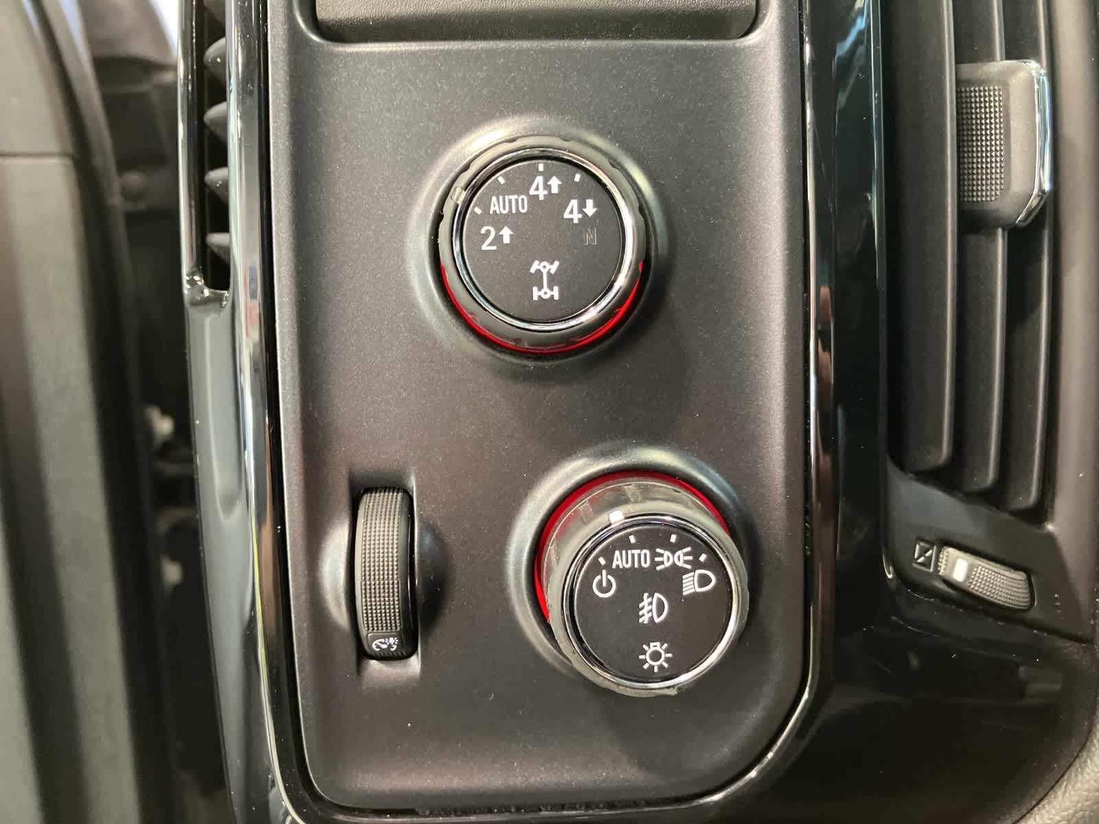 Thumbnail: 2014 GMC Sierra 1500 - 16