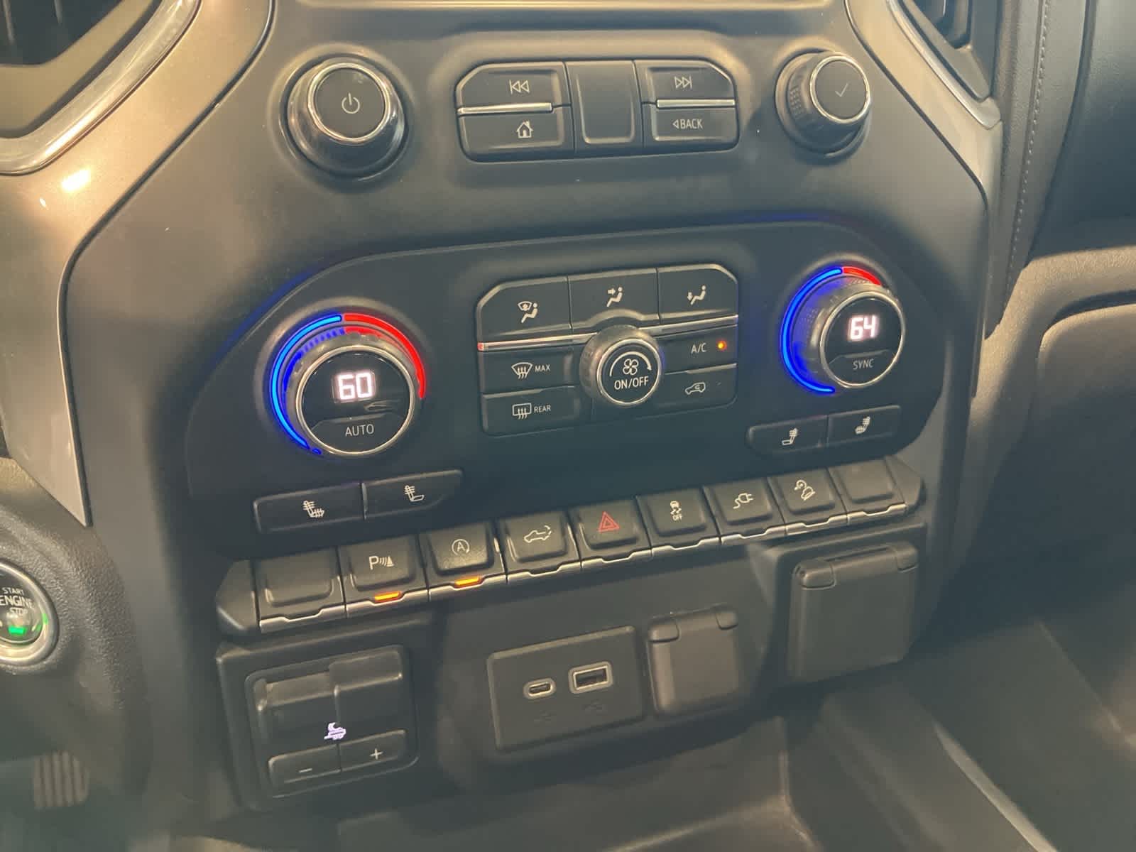 Thumbnail: 2021 Chevrolet Silverado 1500 - 16