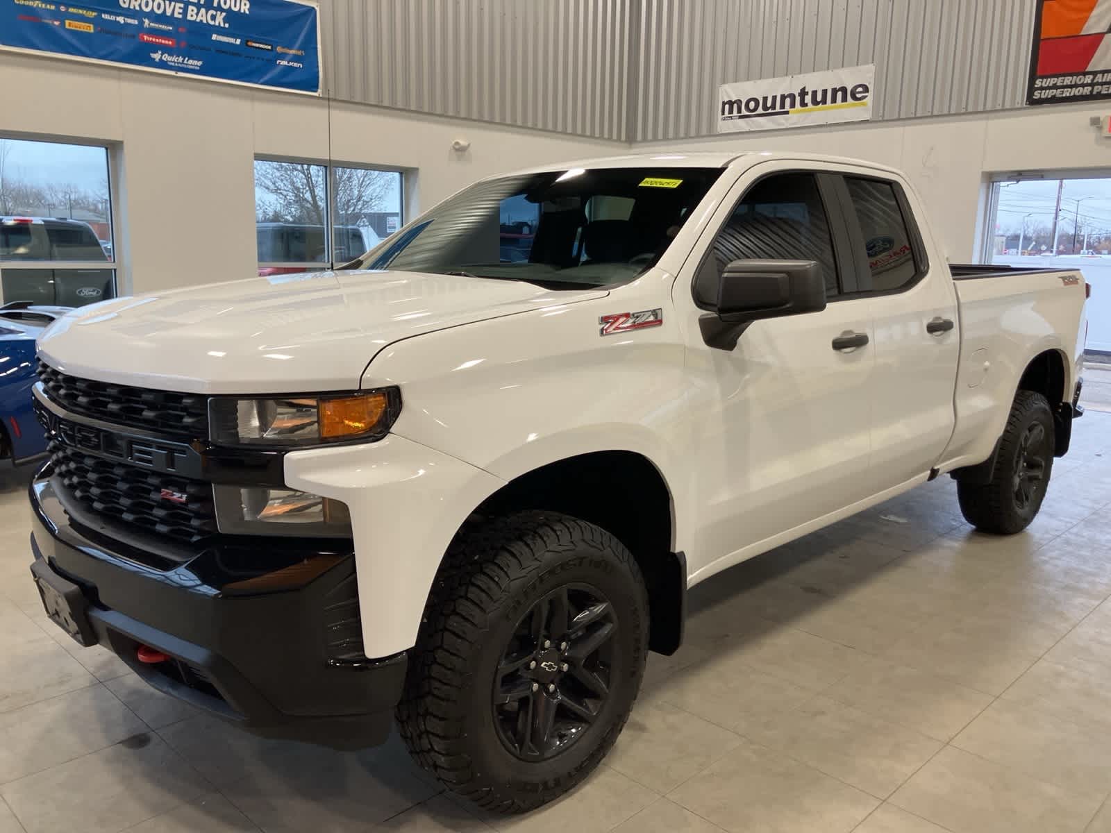 Thumbnail: 2019 Chevrolet Silverado 1500 - 1