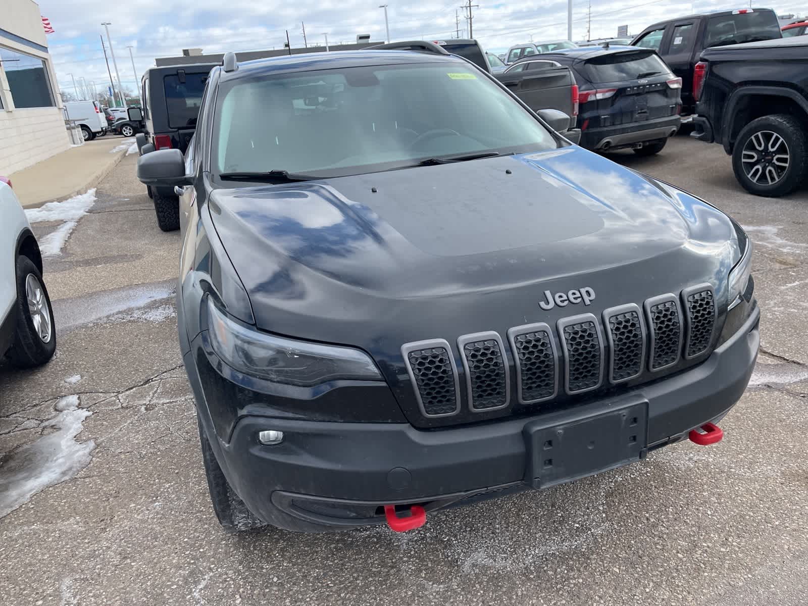 Thumbnail: 2021 Jeep Cherokee - 21