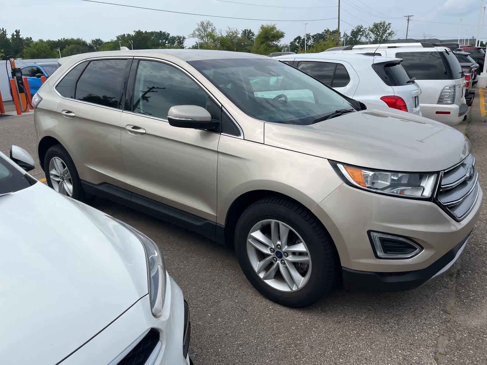 Thumbnail: 2018 Ford Edge - 17