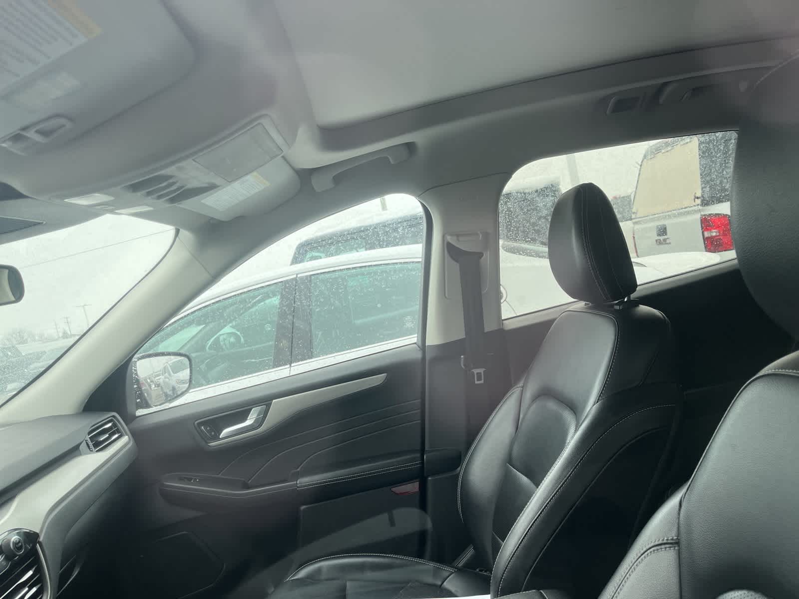 Thumbnail: 2021 Ford Escape - 22