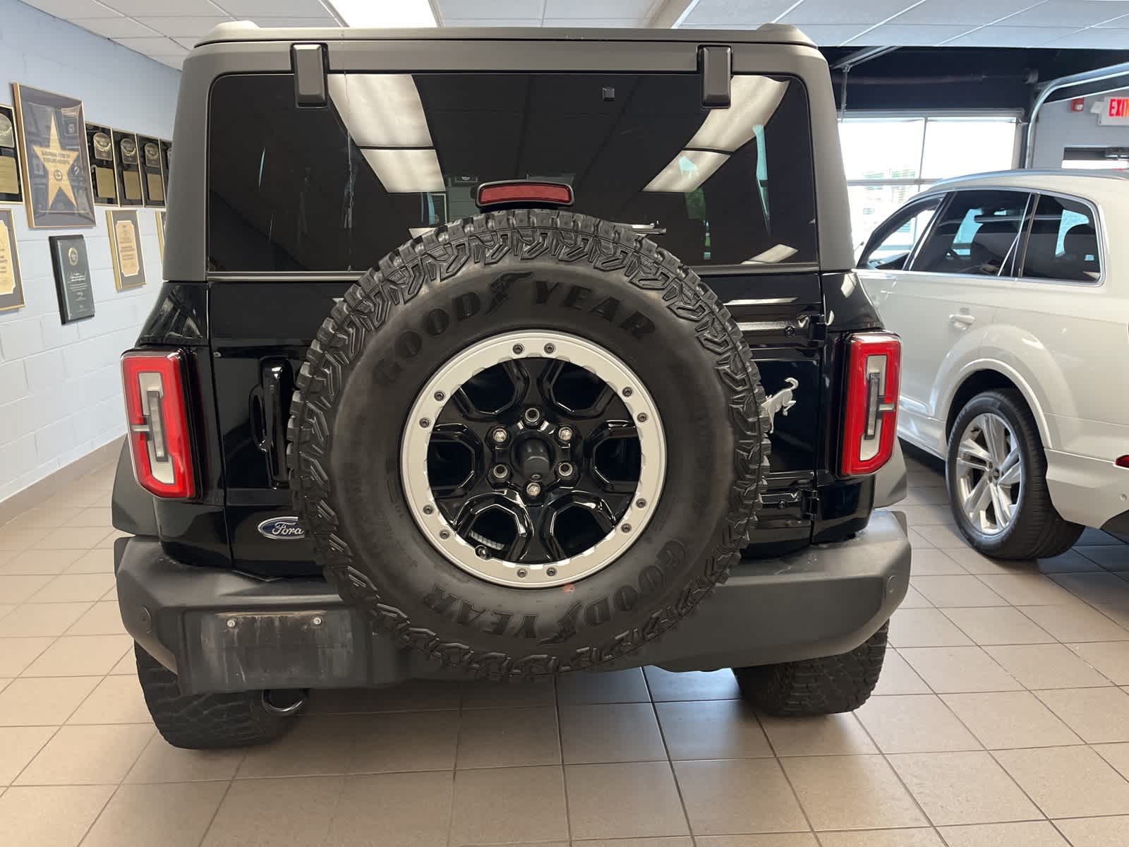 2022 Ford Bronco Outer Banks 11
