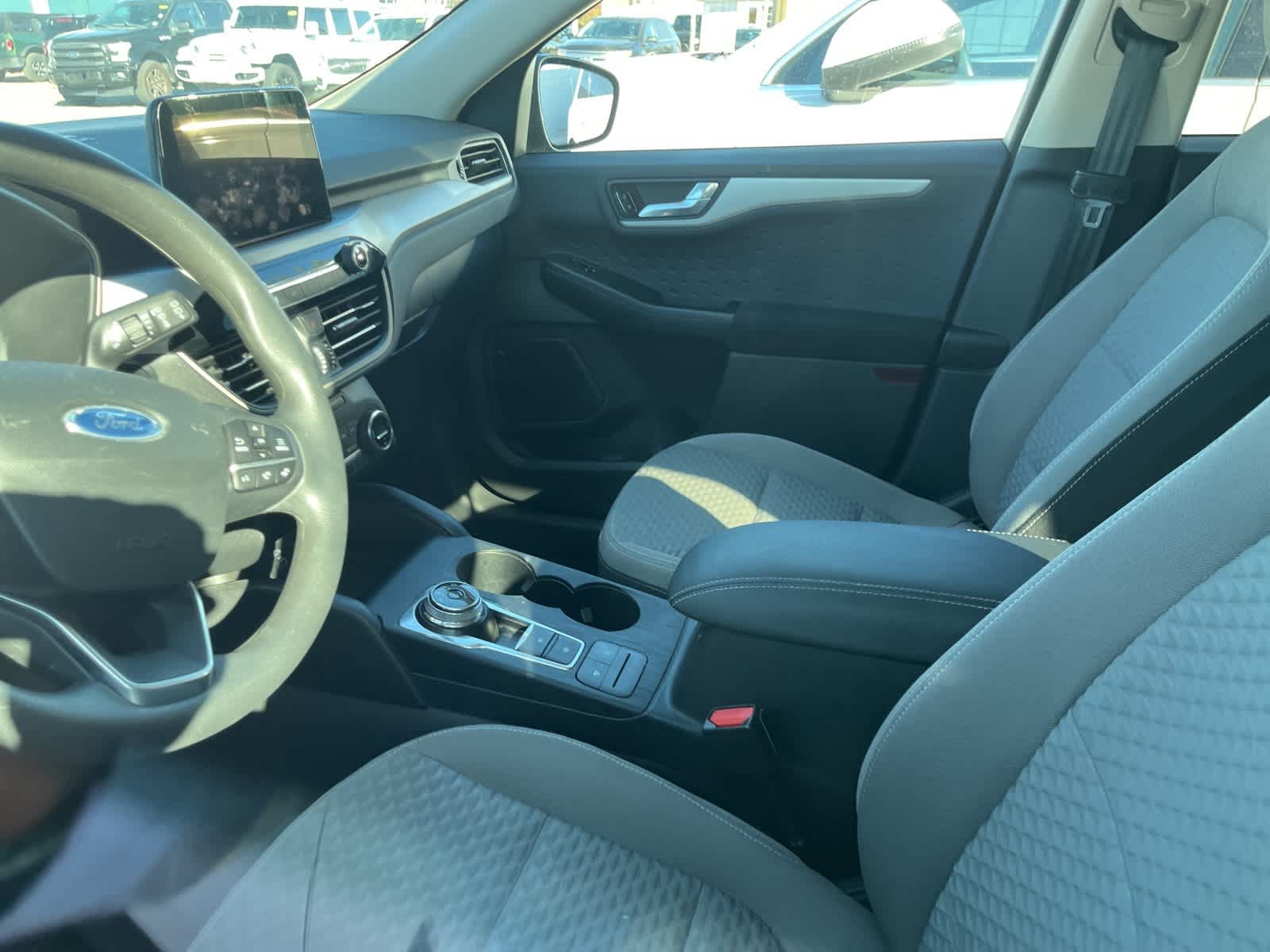 Thumbnail: 2020 Ford Escape - 24