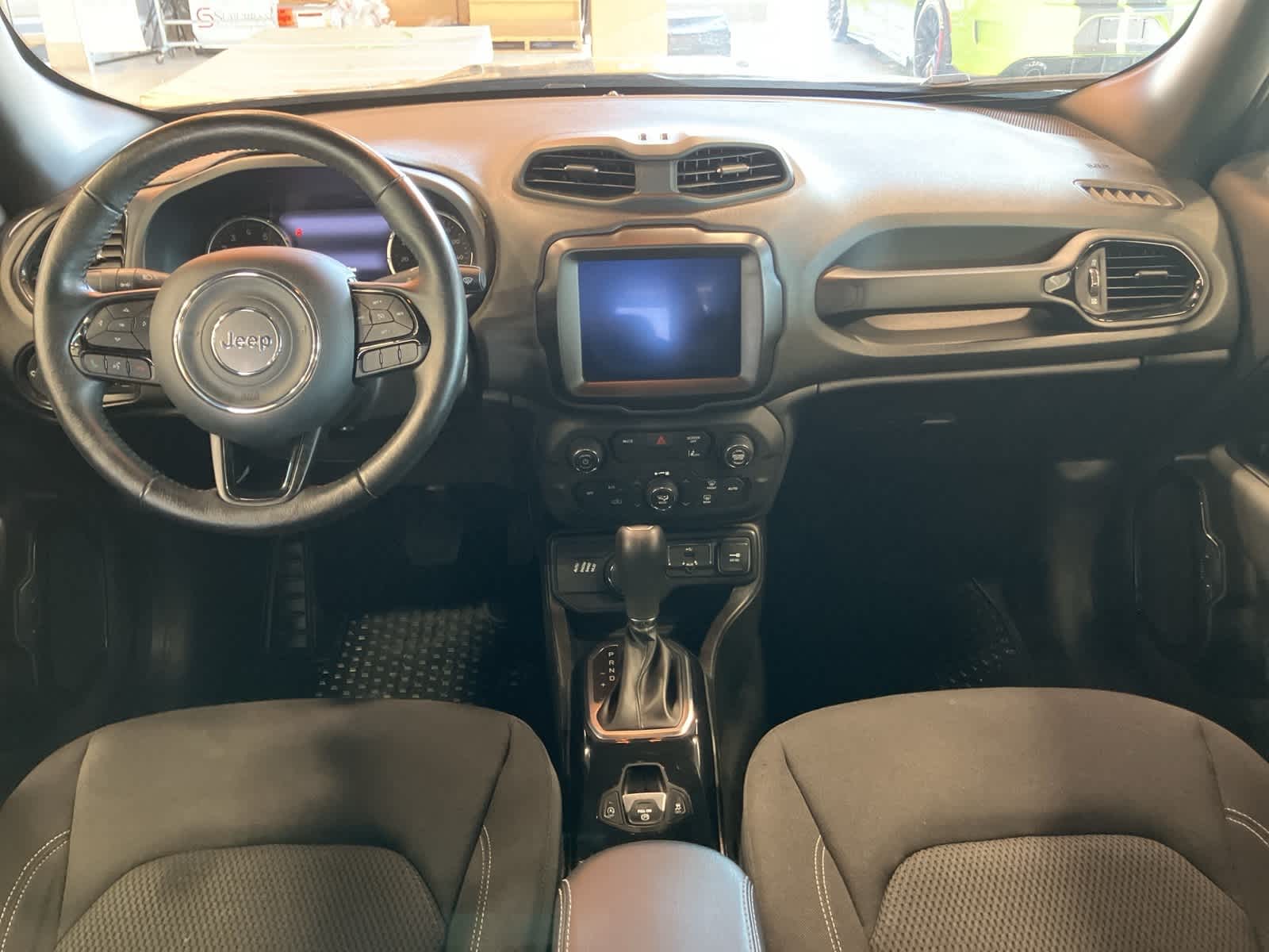 Thumbnail: 2022 Jeep Renegade - 22