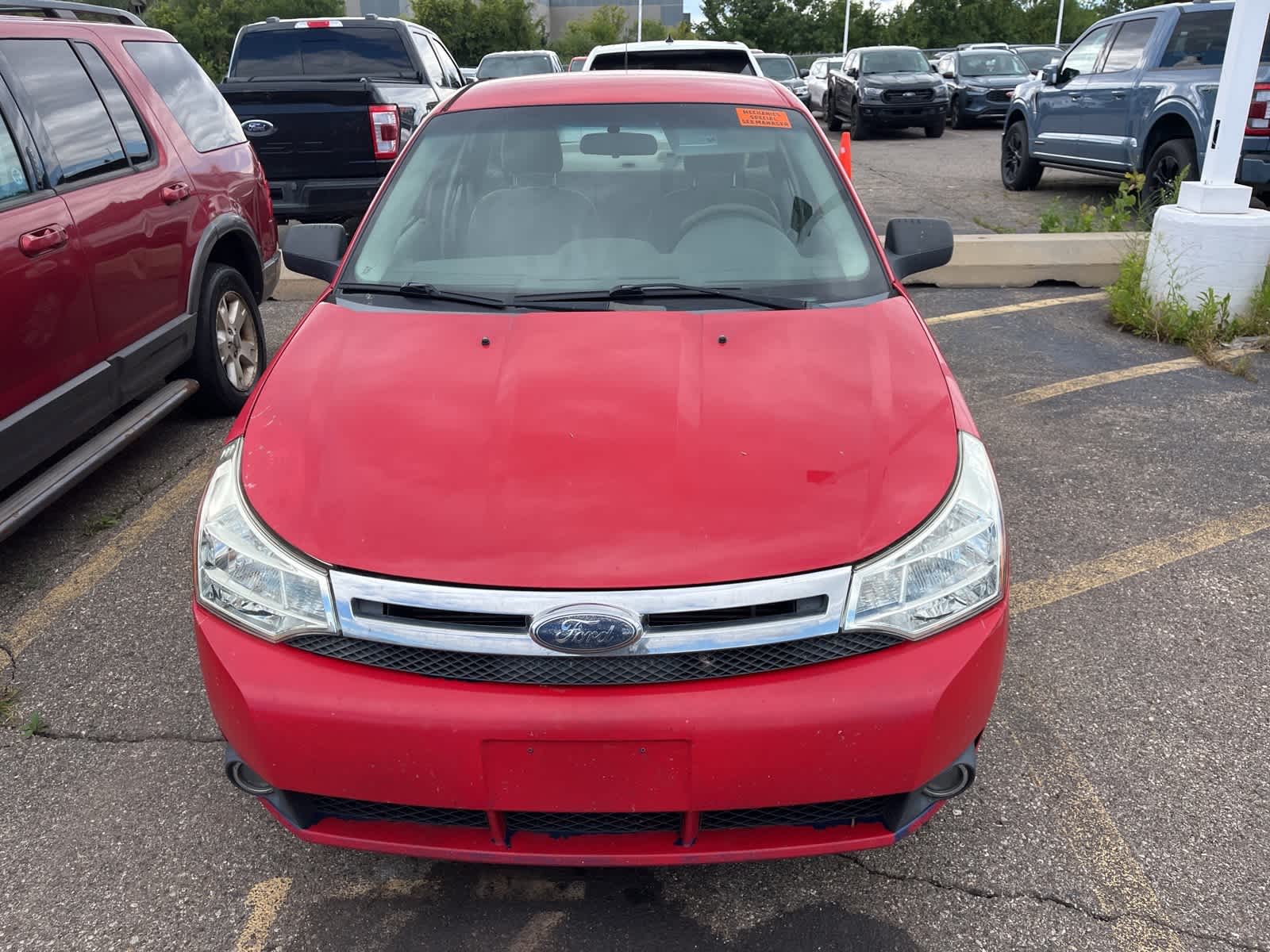Thumbnail: 2008 Ford Focus - 21