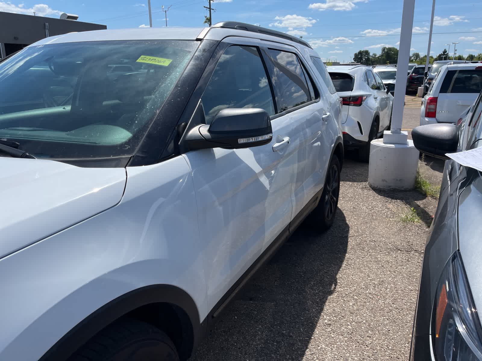 Thumbnail: 2018 Ford Explorer - 6