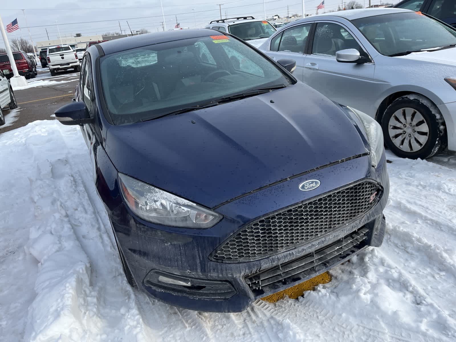 Thumbnail: 2017 Ford Focus - 23