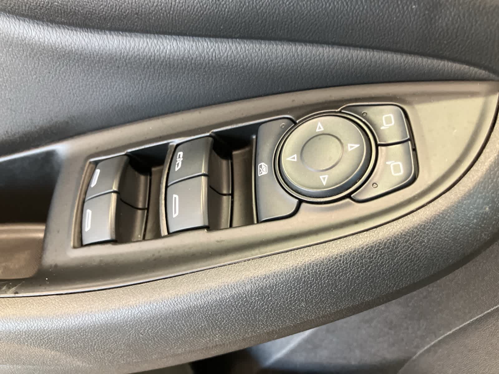 Thumbnail: 2017 Chevrolet Volt - 13