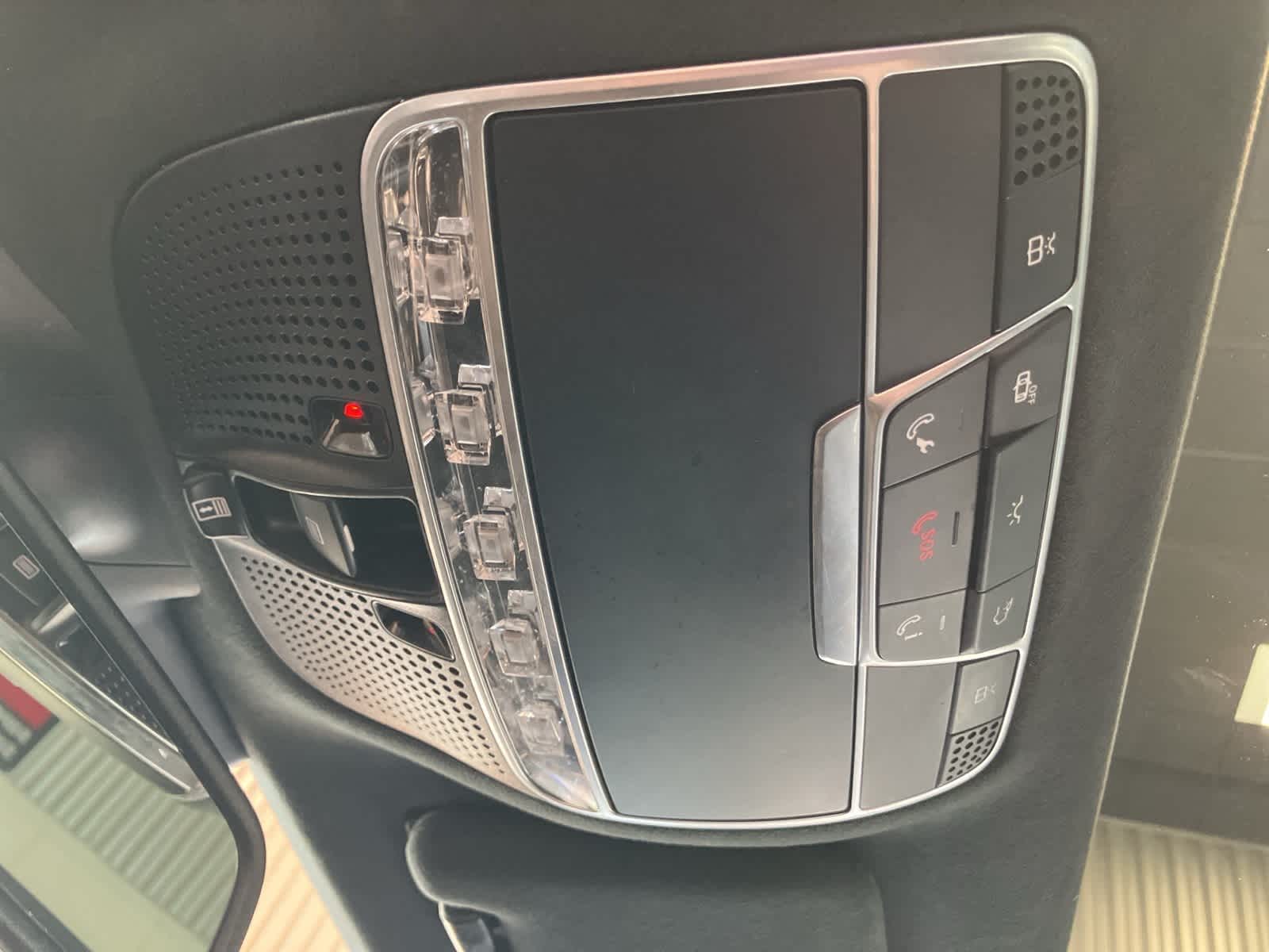 Thumbnail: 2016 Mercedes-Benz S-Class - 24