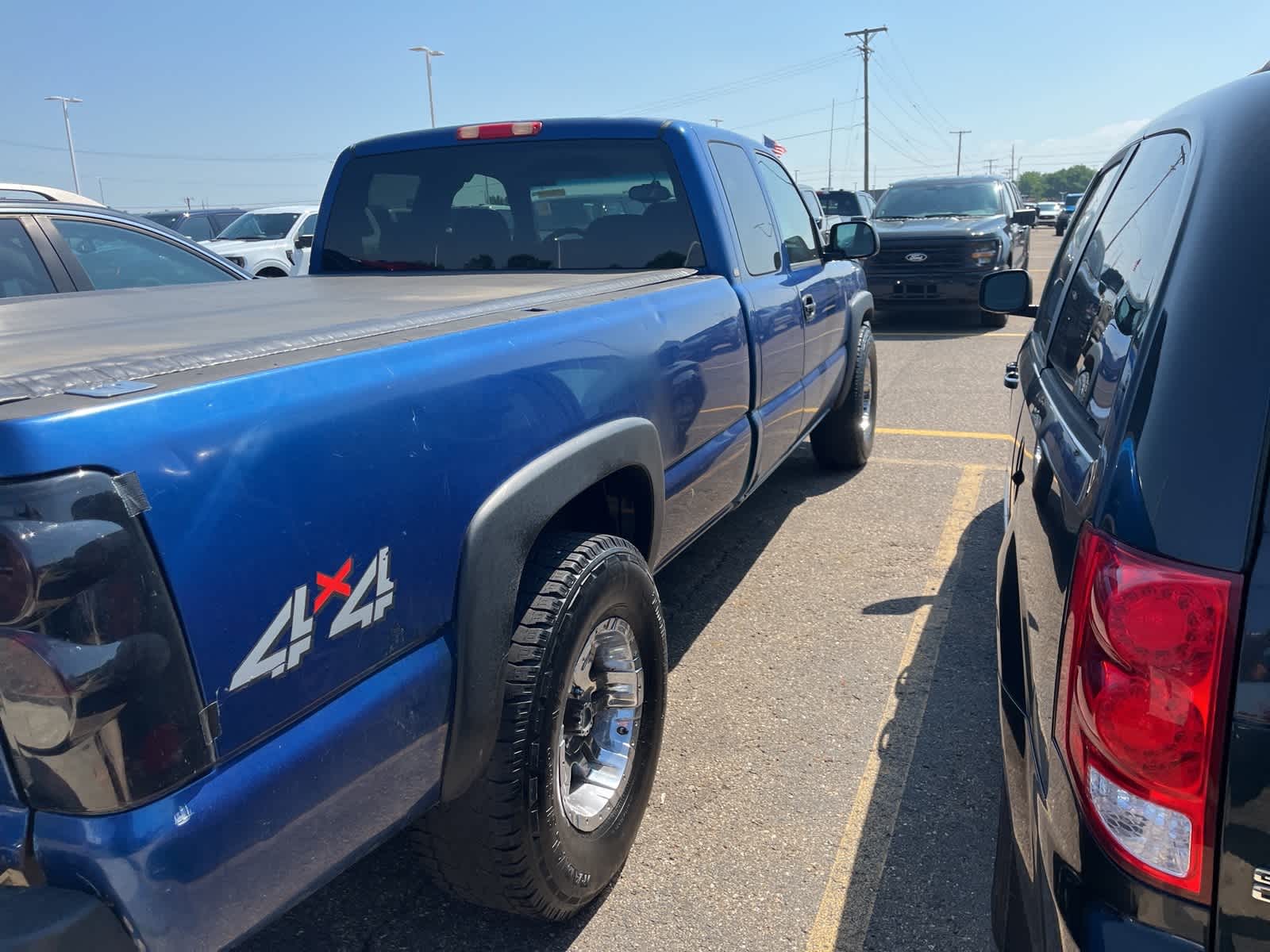 Thumbnail: 2003 Chevrolet Silverado 1500 - 17