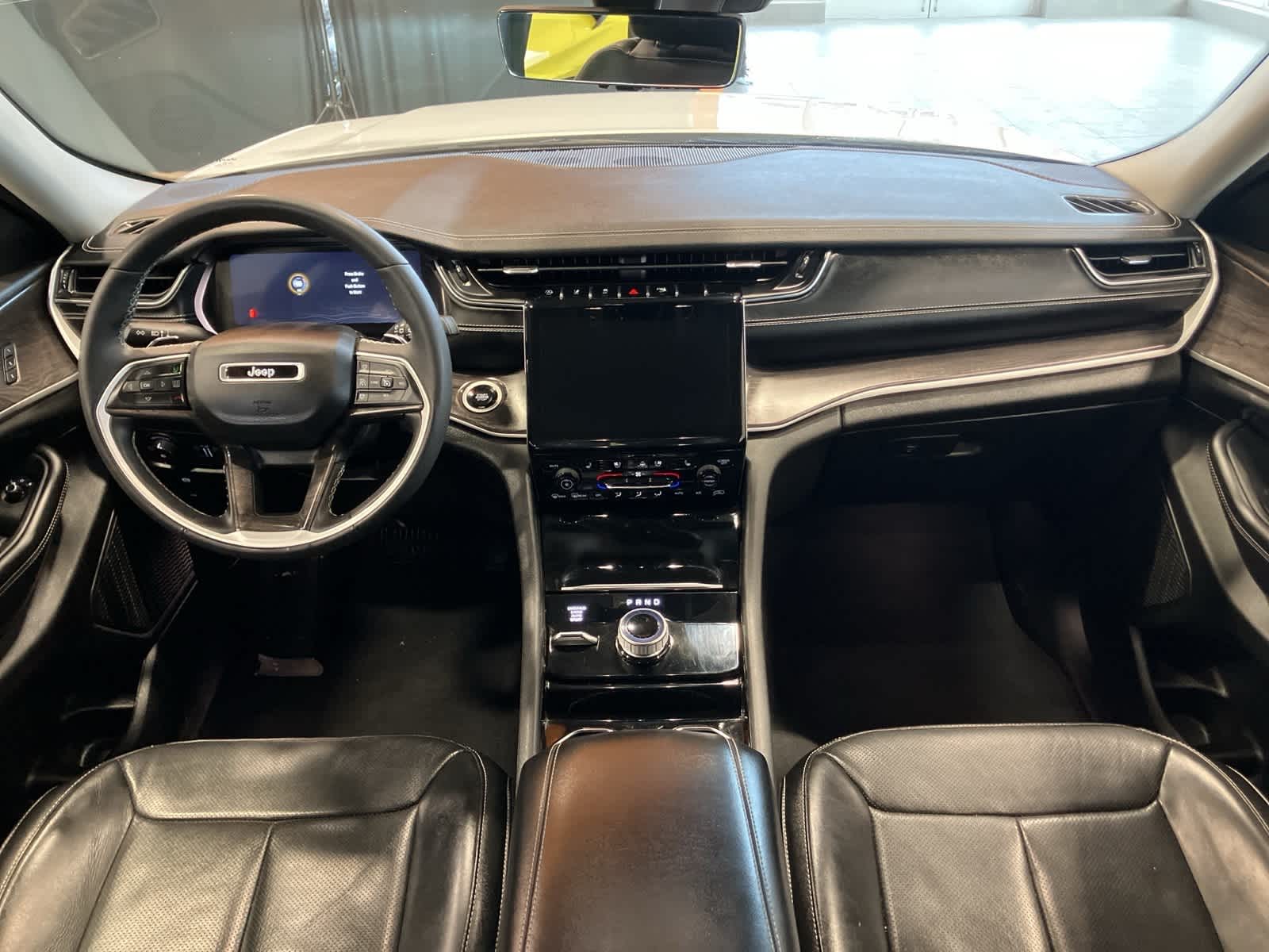 Thumbnail: 2023 Jeep Grand Cherokee - 24