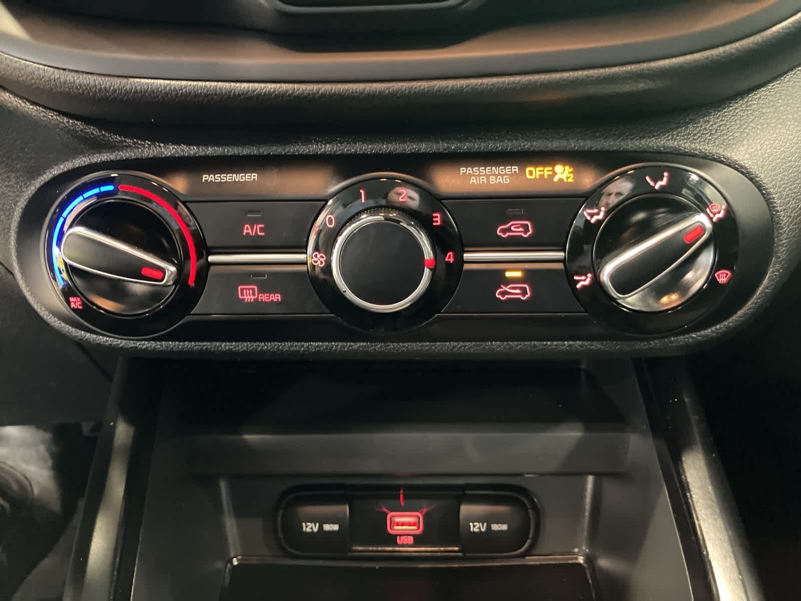 Thumbnail: 2022 Kia Soul - 17