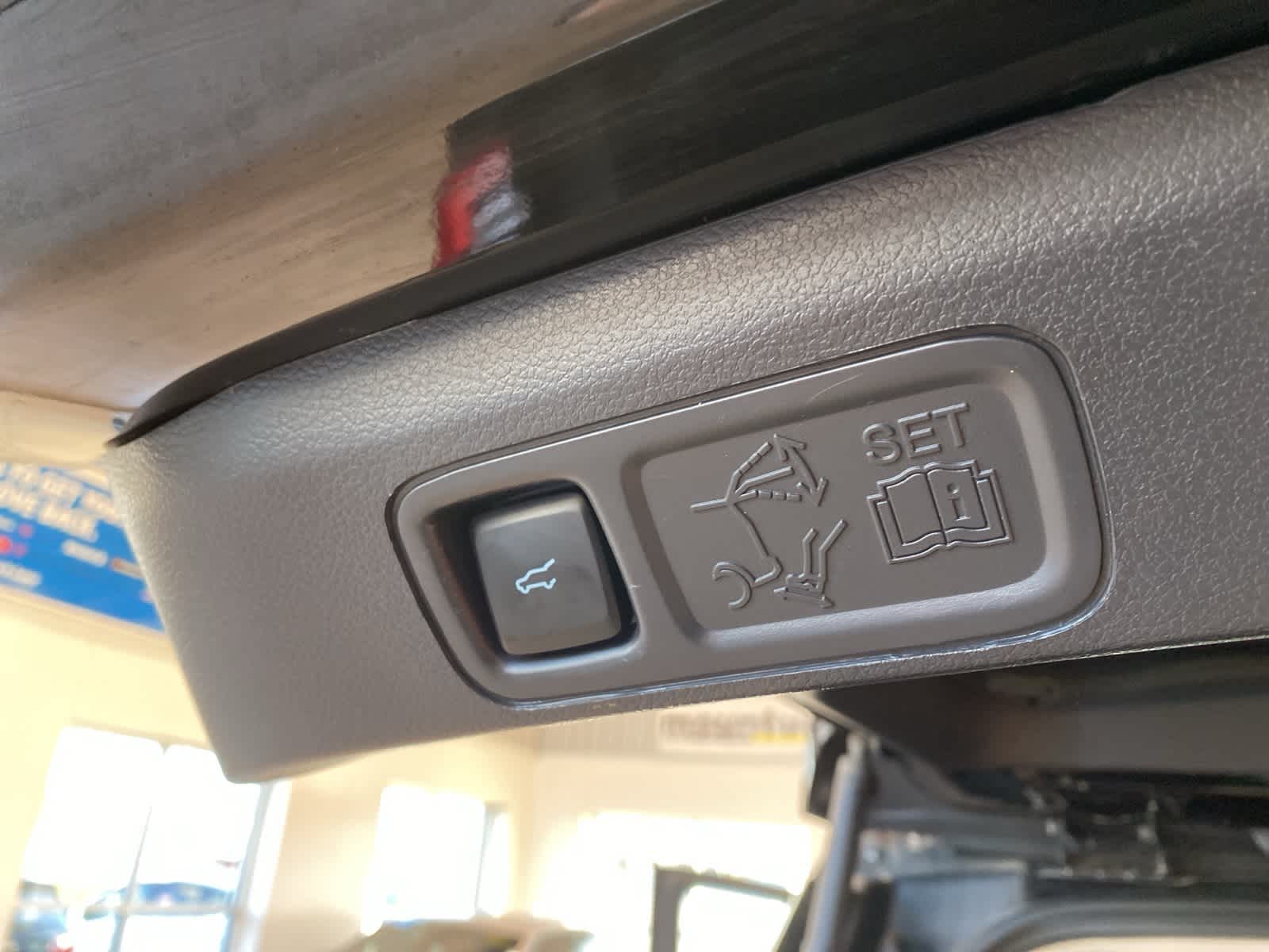 Thumbnail: 2023 Ford Expedition - 31