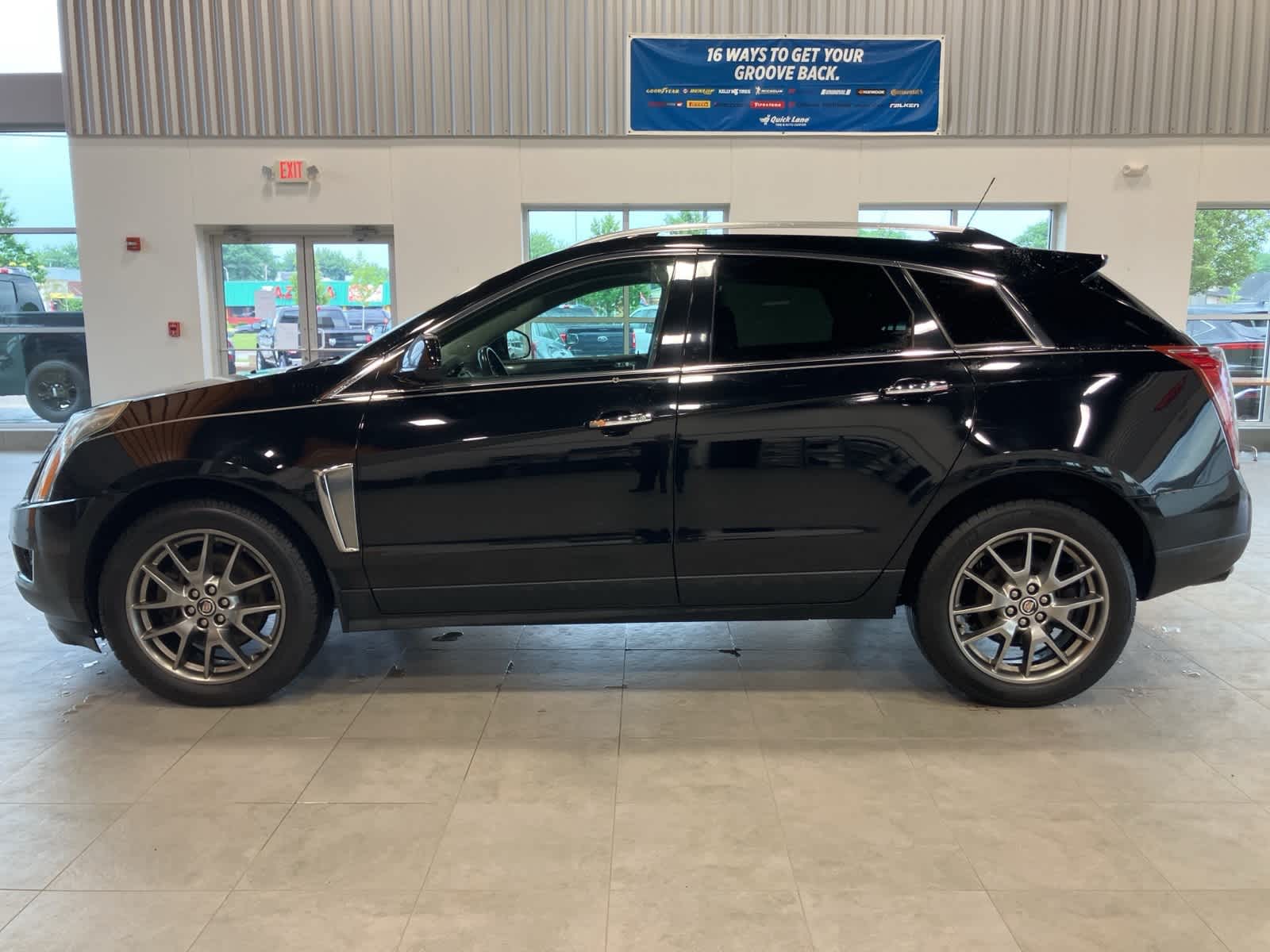 Thumbnail: 2016 Cadillac SRX - 8