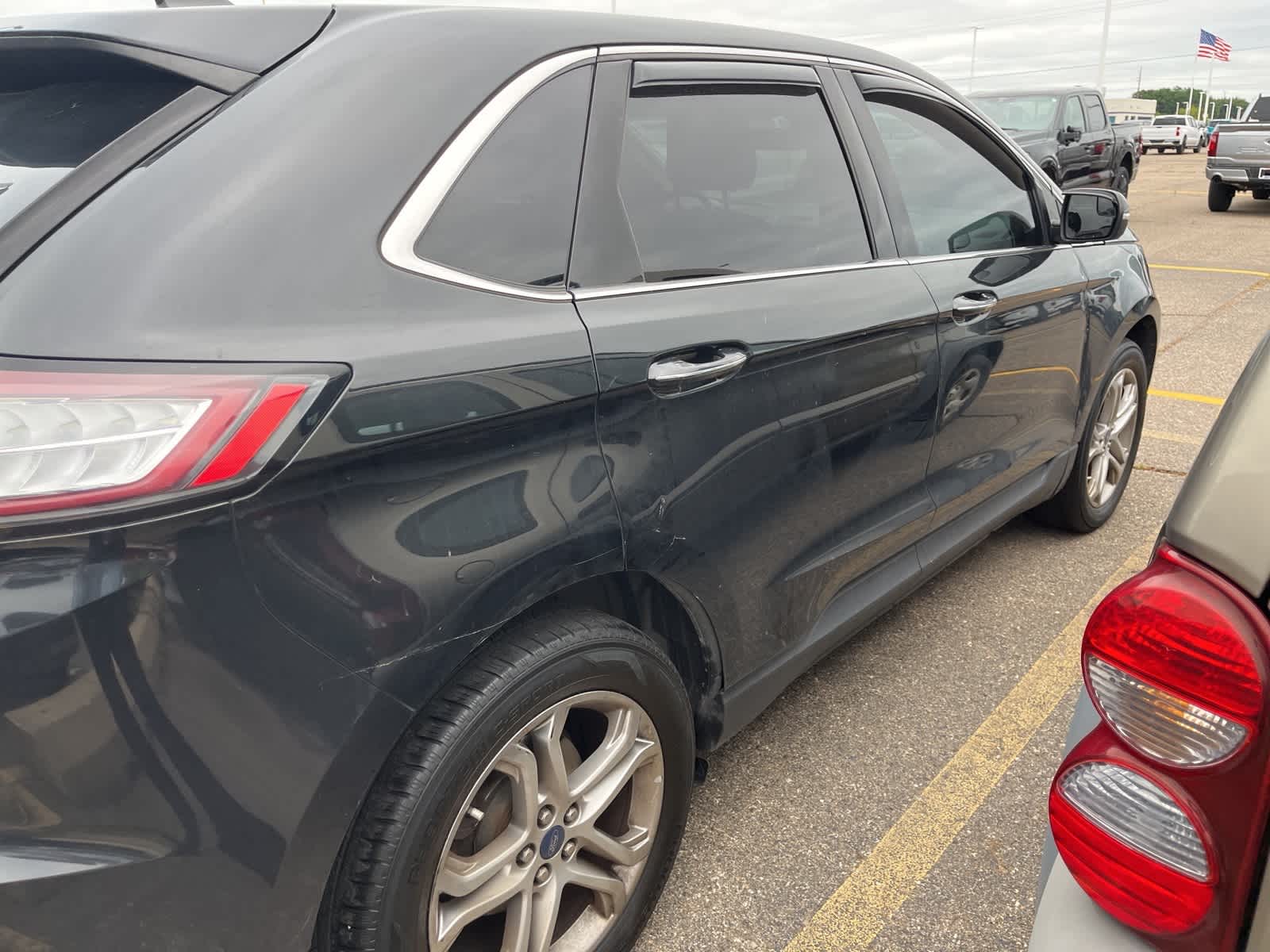 Thumbnail: 2015 Ford Edge - 14