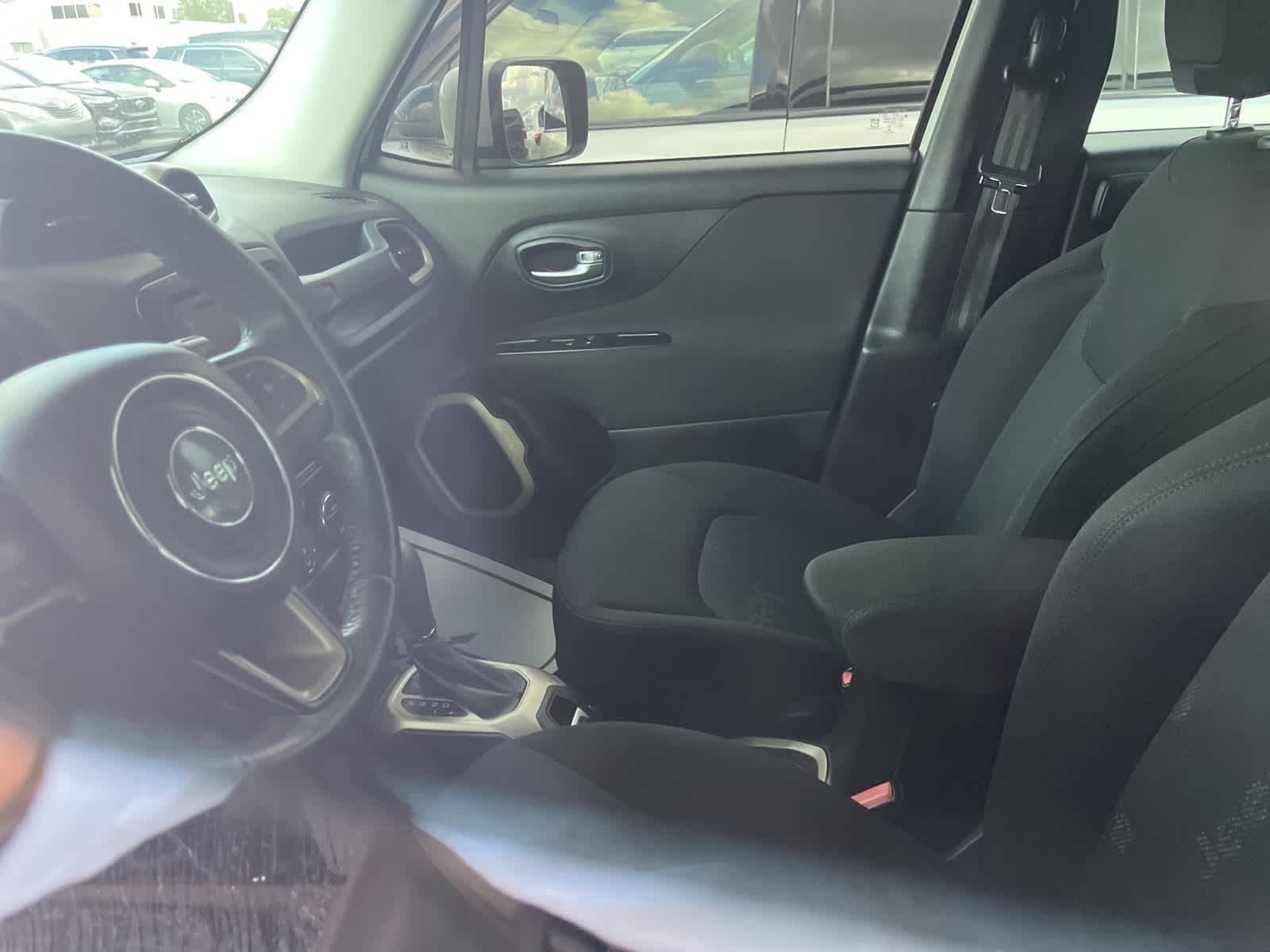 Thumbnail: 2015 Jeep Renegade - 24