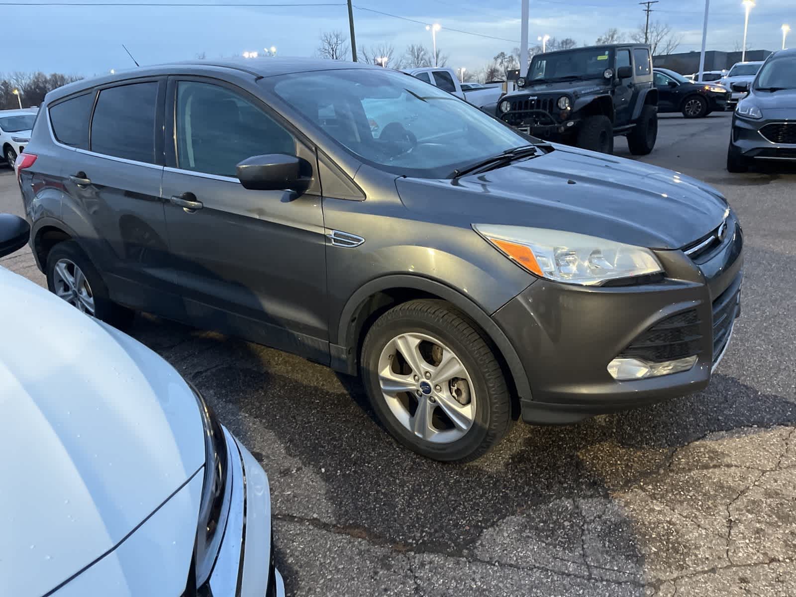 Thumbnail: 2015 Ford Escape - 17