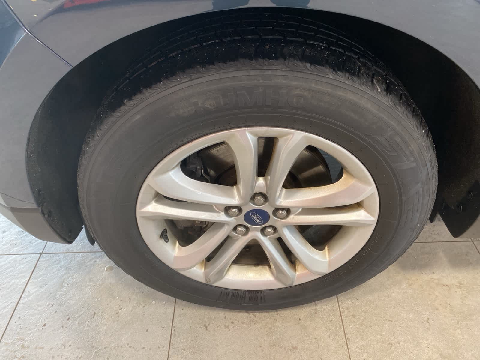 Thumbnail: 2019 Ford Edge - 9