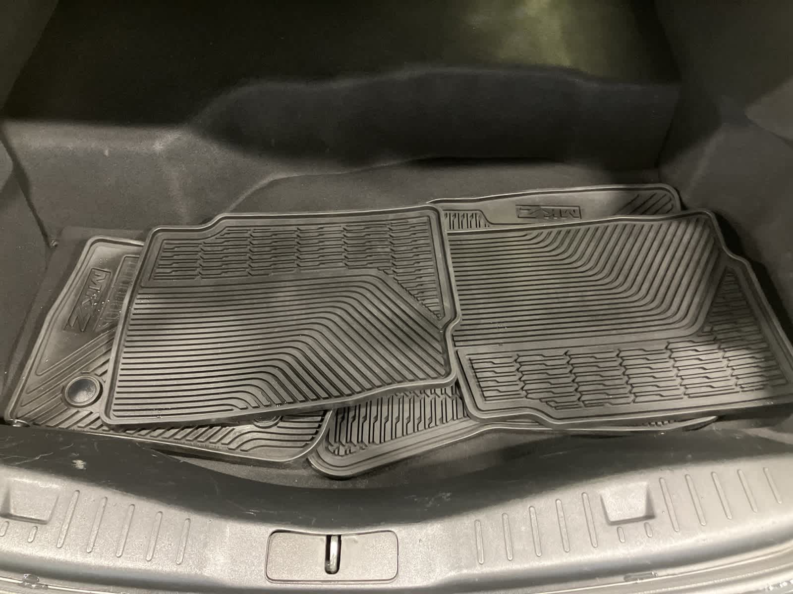 Thumbnail: 2015 Lincoln MKZ - 31