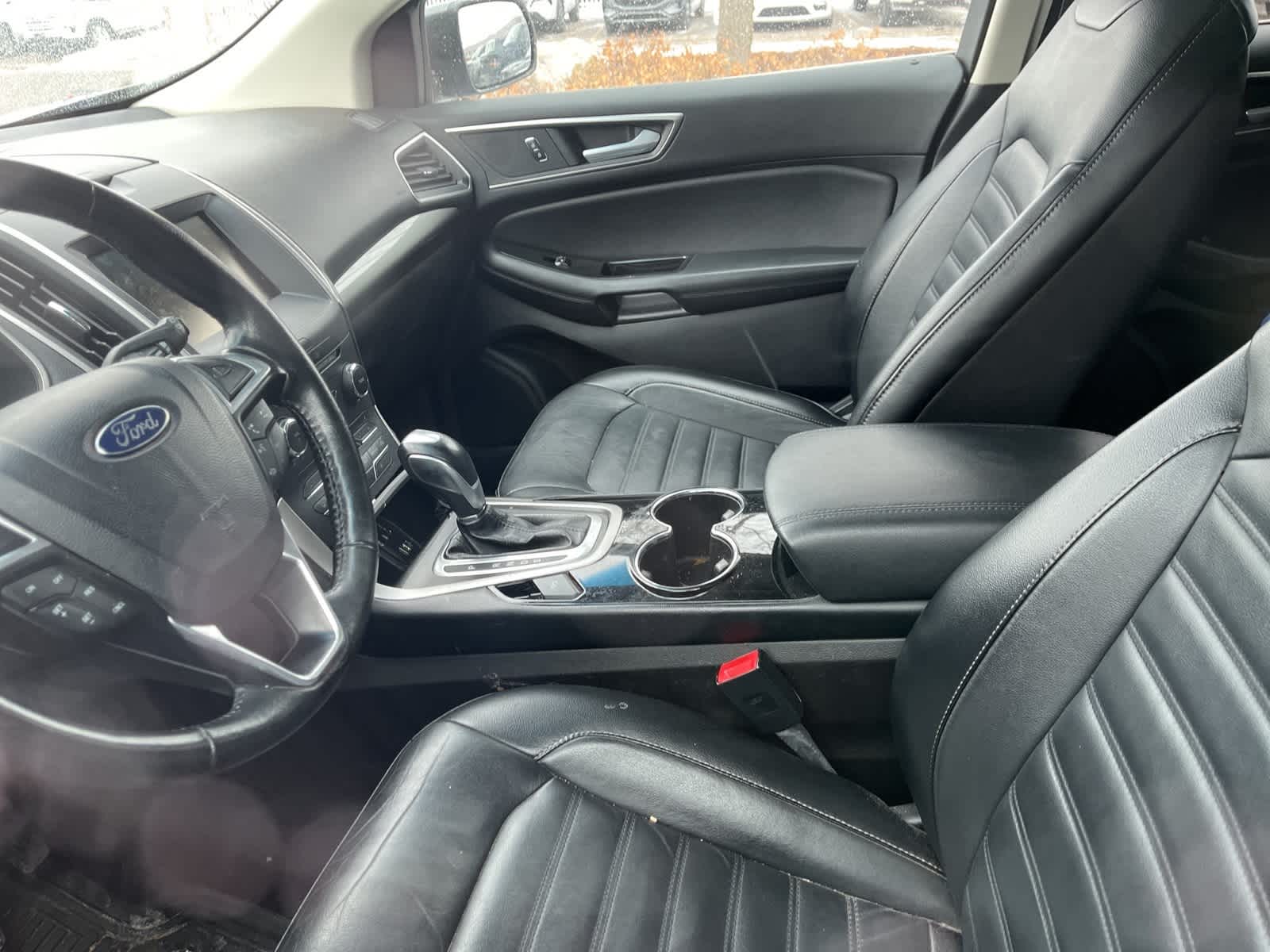 Thumbnail: 2015 Ford Edge - 26