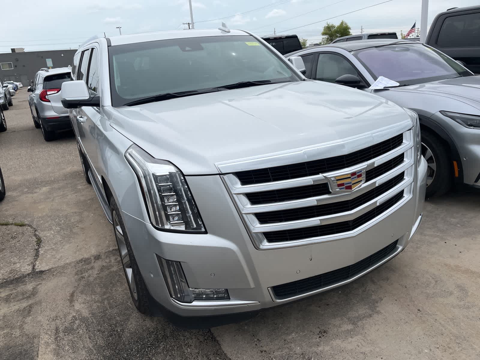 Thumbnail: 2020 Cadillac Escalade - 20
