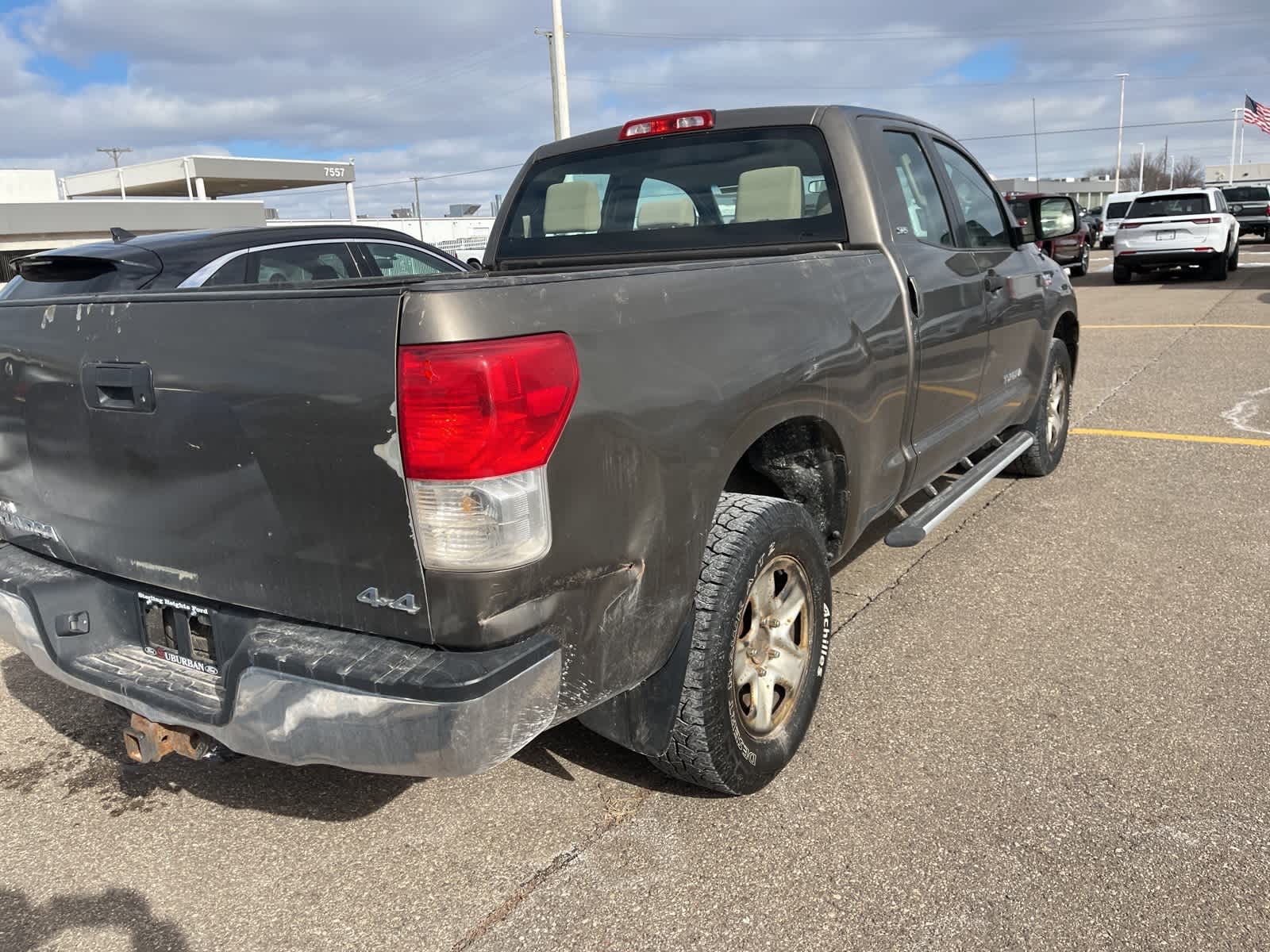 Thumbnail: 2010 Toyota Tundra - 14