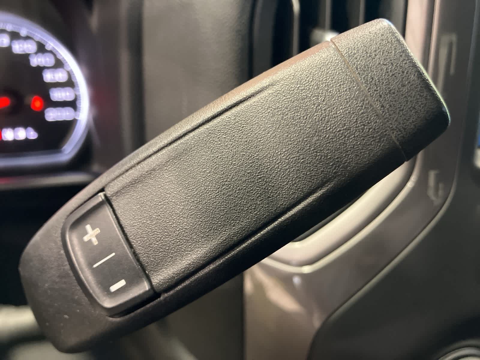 Thumbnail: 2019 Chevrolet Silverado 1500 - 17