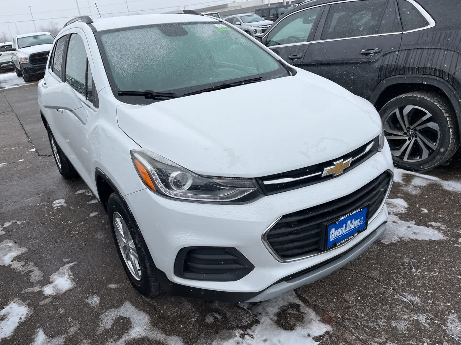 Thumbnail: 2017 Chevrolet Trax - 18