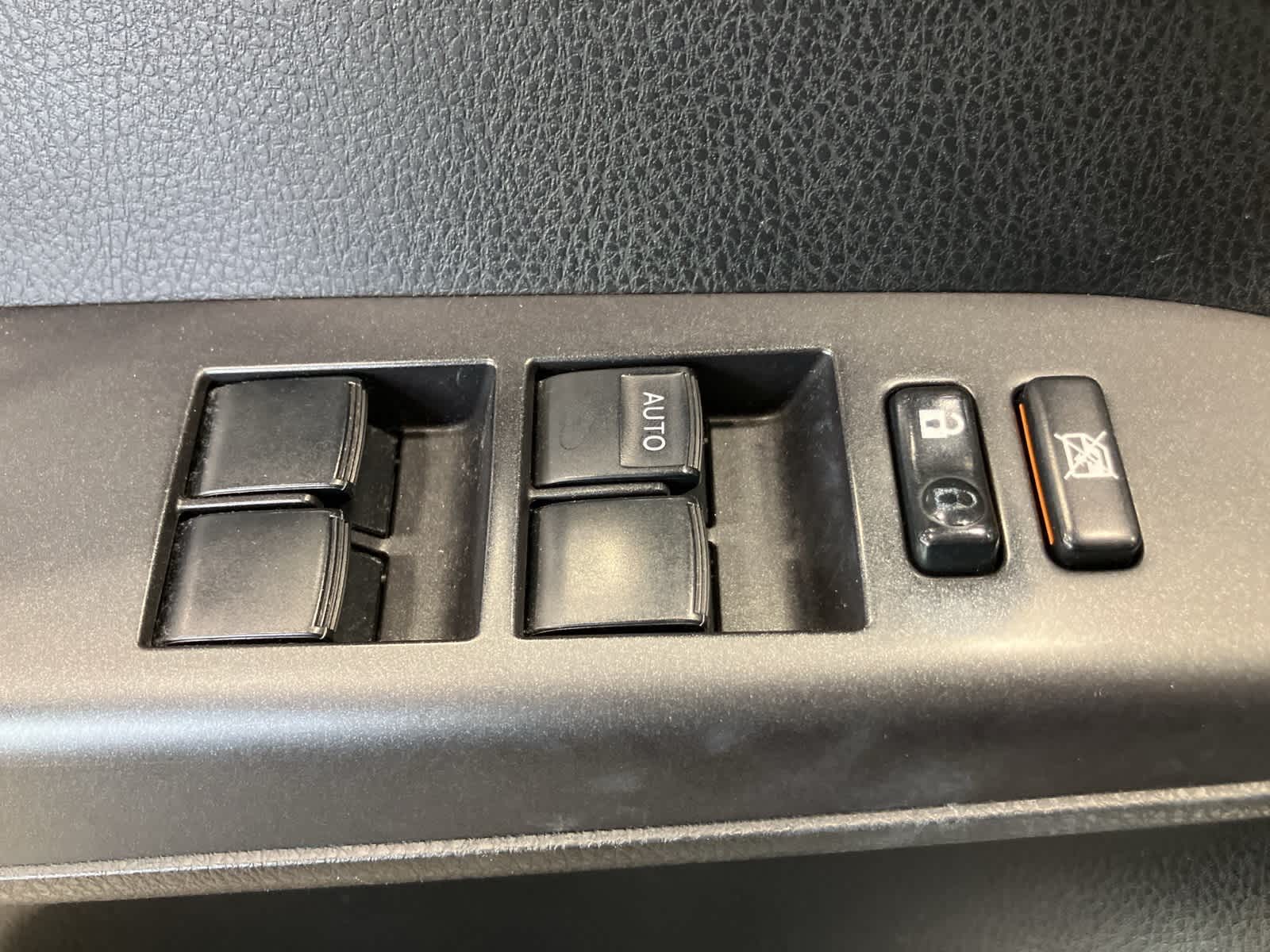 Thumbnail: 2017 Toyota RAV4 - 14