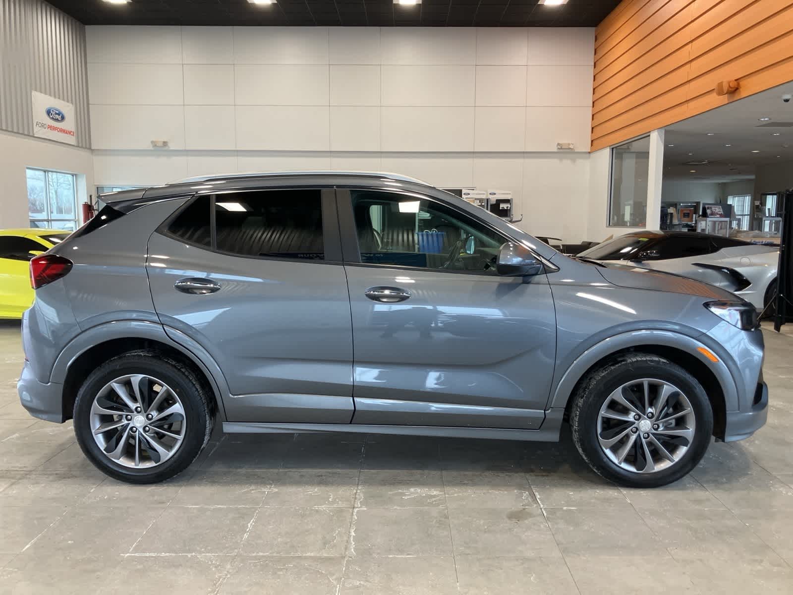 Thumbnail: 2022 Buick Encore GX - 4