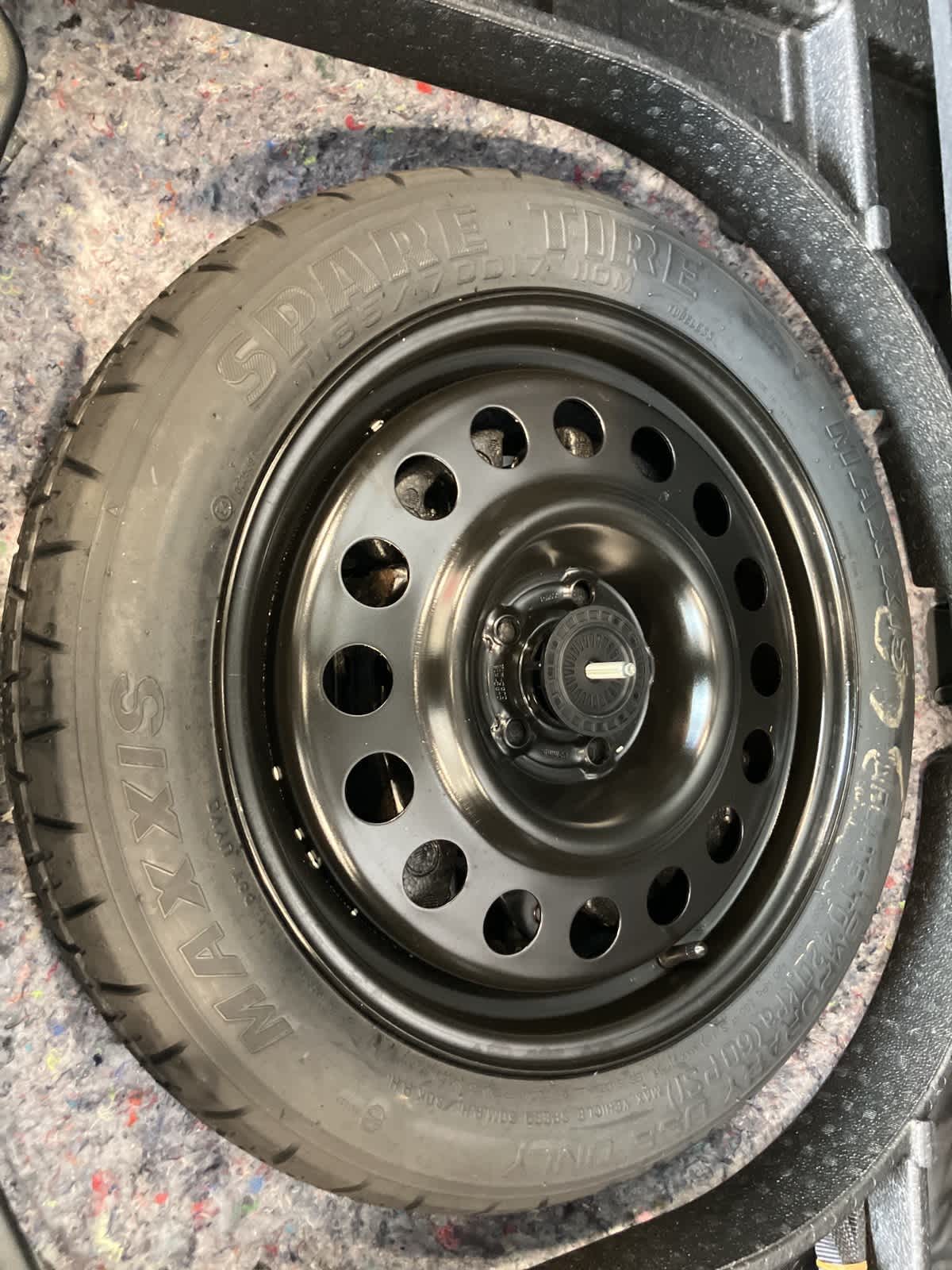 Thumbnail: 2022 Ford Escape - 35