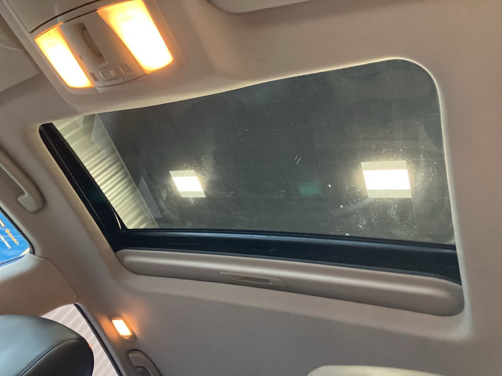 Thumbnail: 2010 INFINITI EX35 - 11