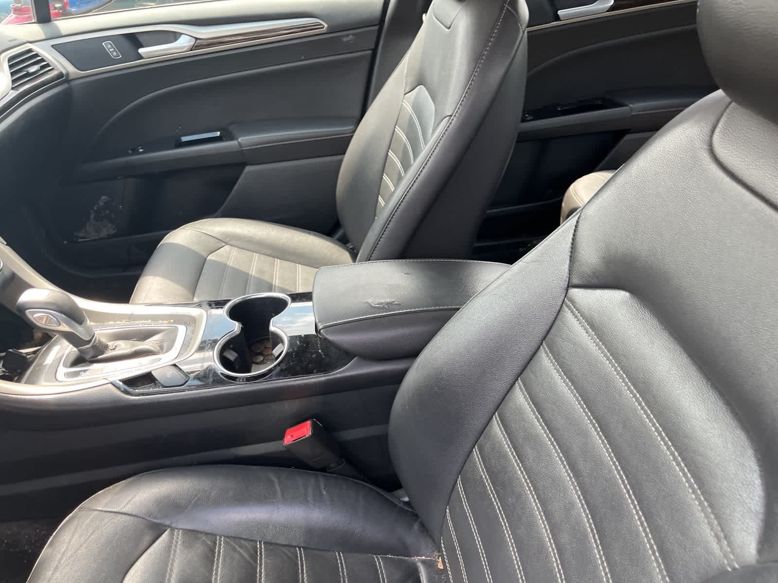 Thumbnail: 2014 Ford Fusion - 22
