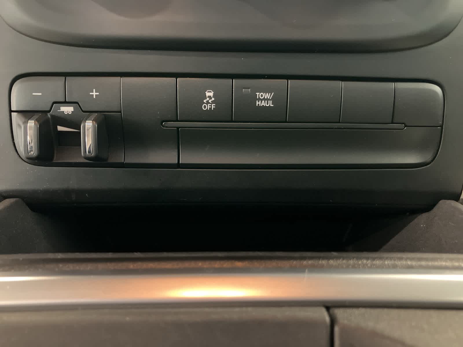 Thumbnail: 2017 RAM 1500 - 17