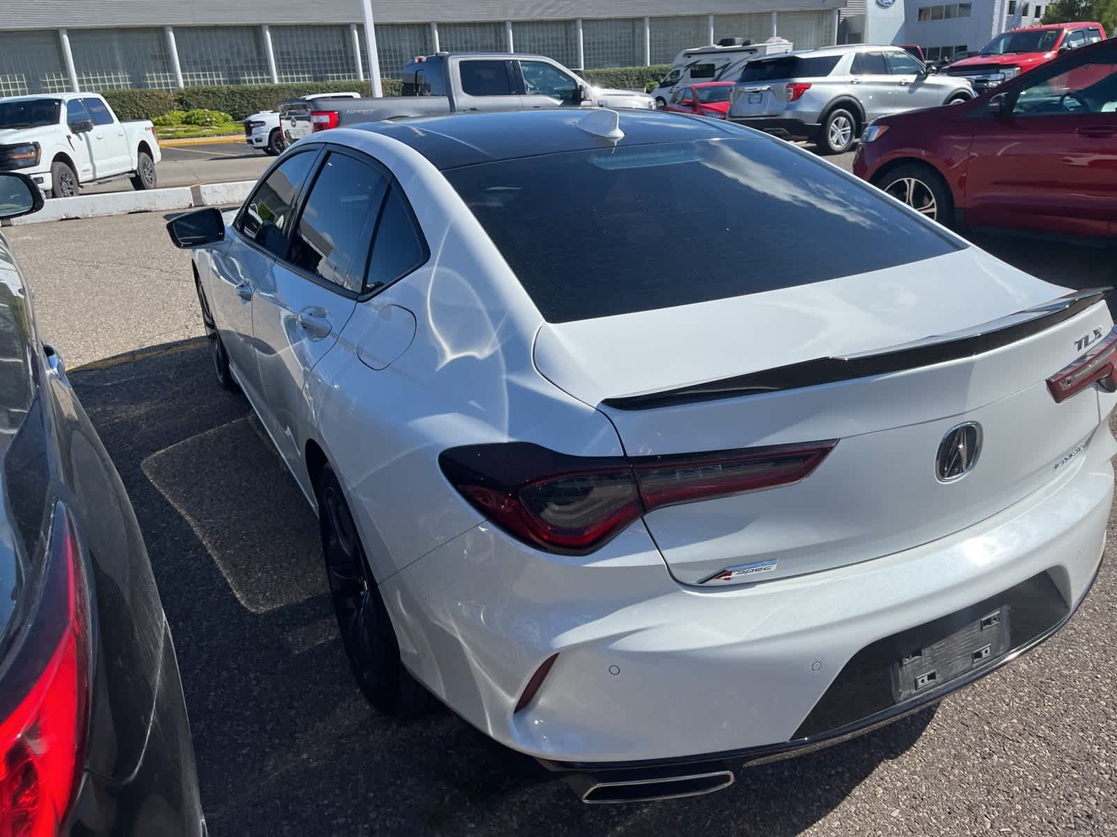 Thumbnail: 2022 Acura TLX - 8