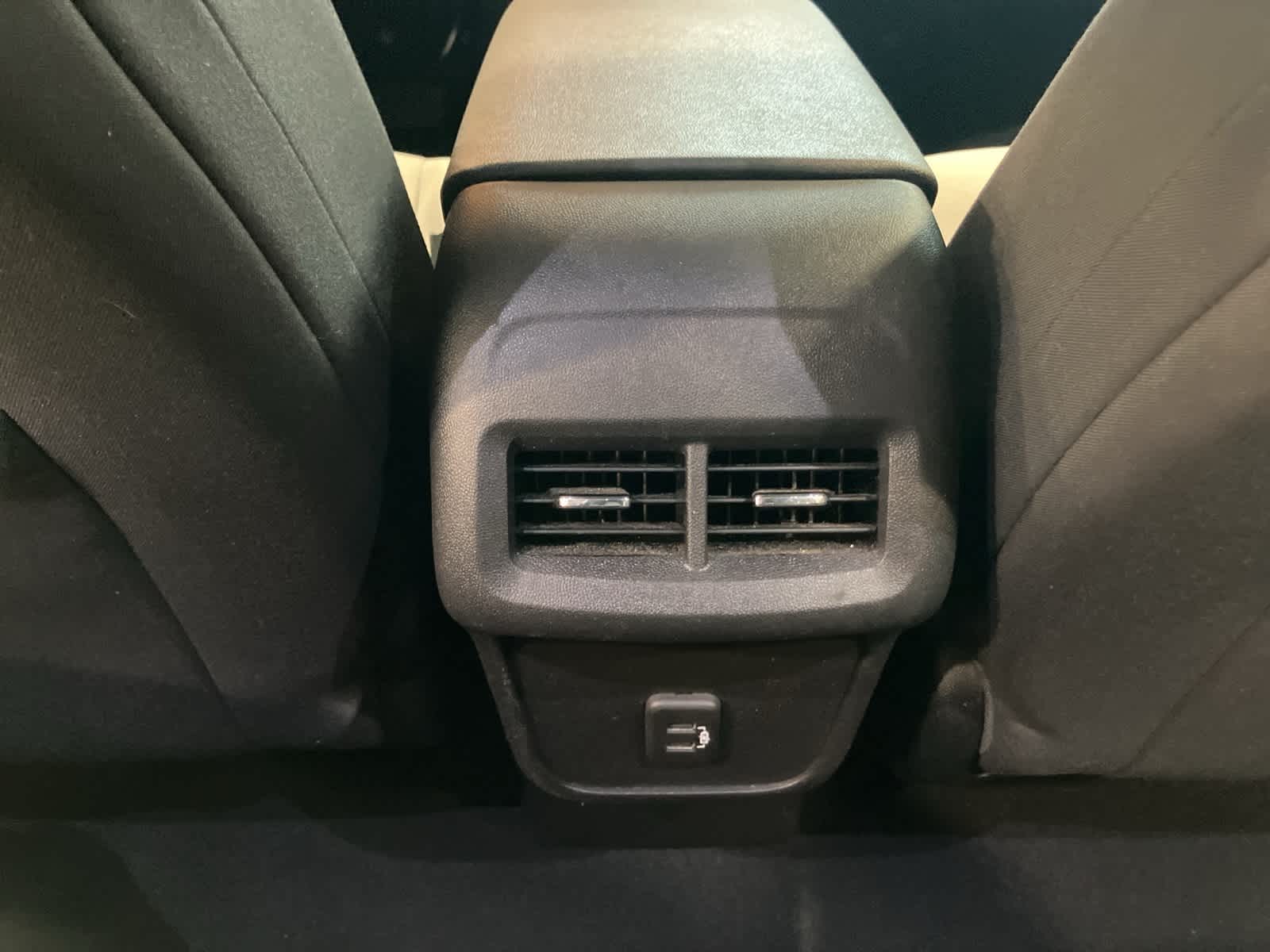 Thumbnail: 2022 Chevrolet Equinox - 23