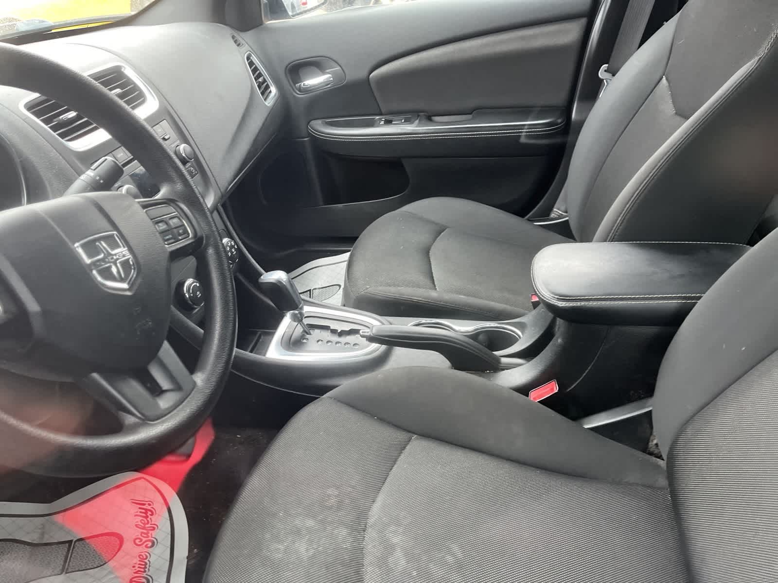 Thumbnail: 2013 Dodge Avenger - 27