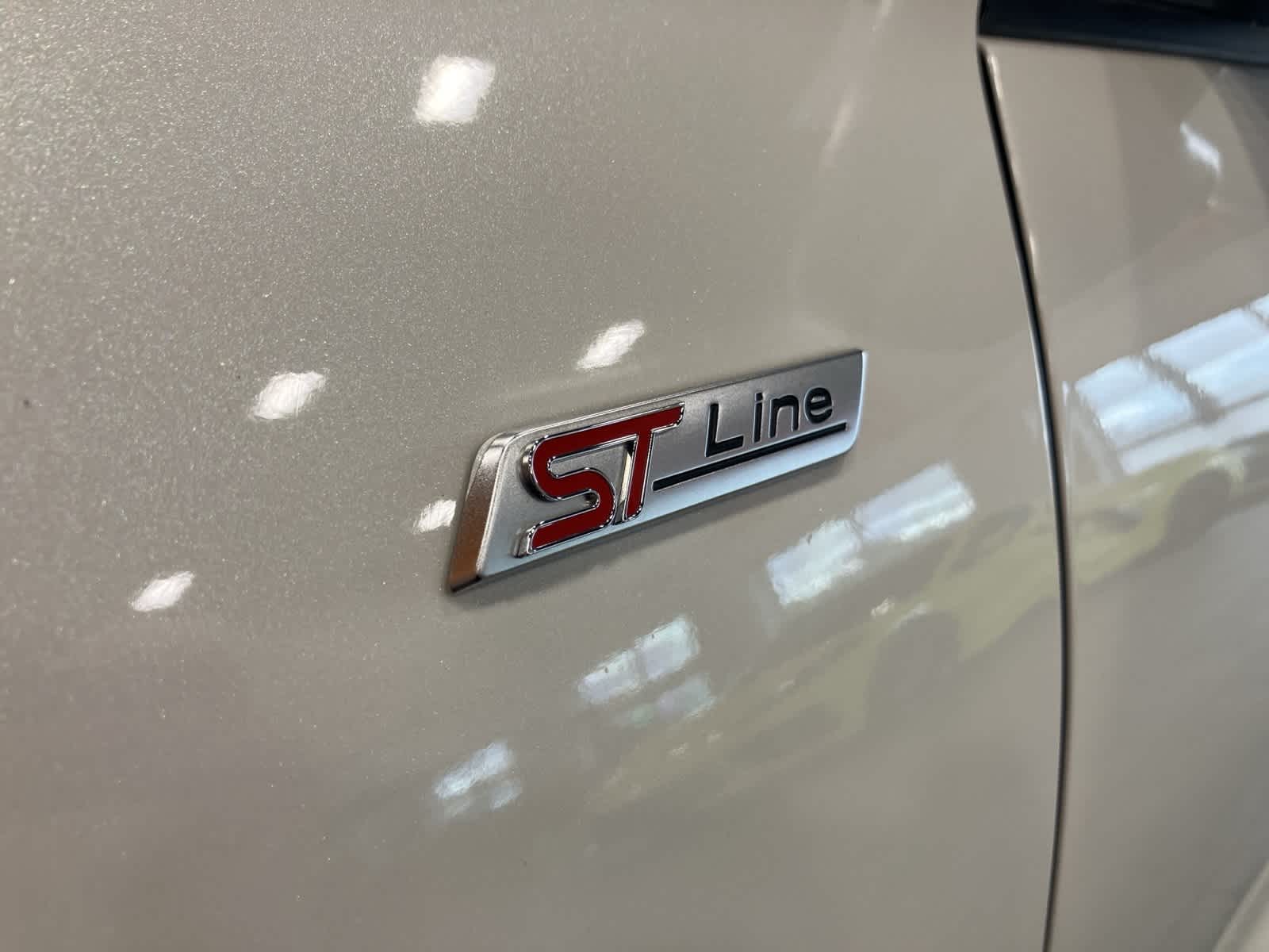 Thumbnail: 2025 Ford Escape - 10