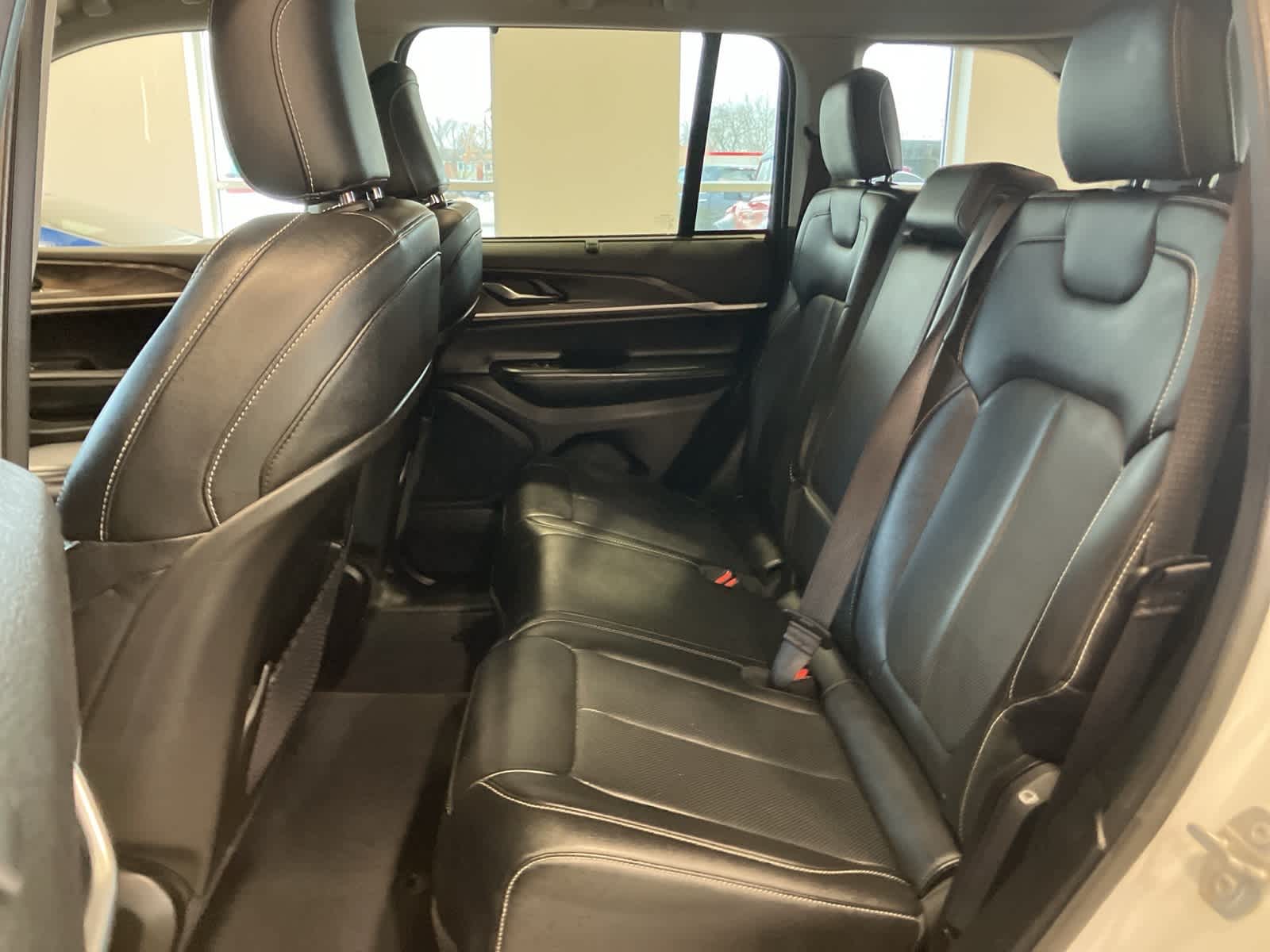 Thumbnail: 2023 Jeep Grand Cherokee - 26