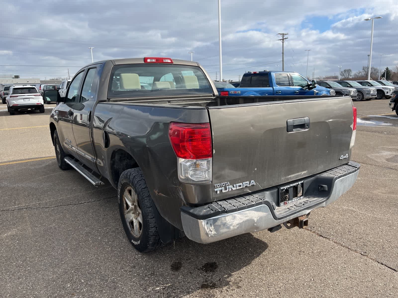 Thumbnail: 2010 Toyota Tundra - 11