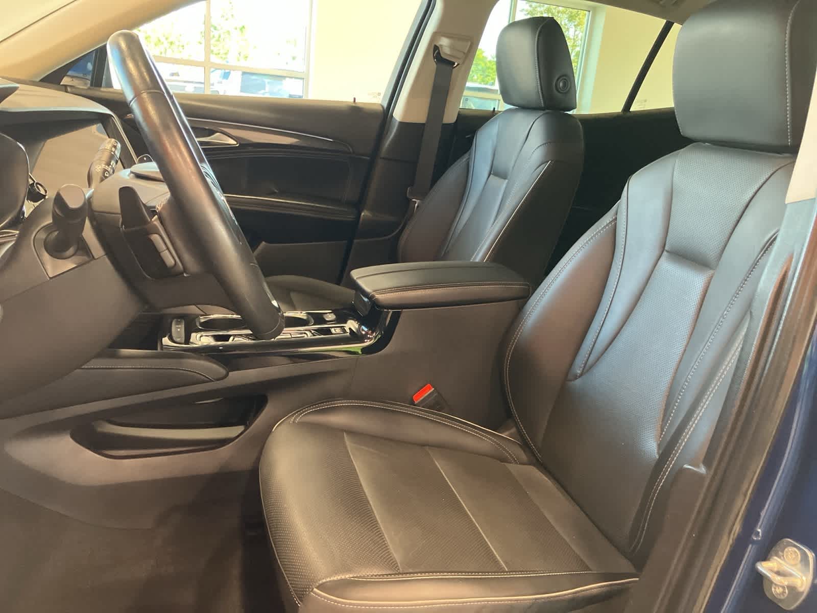 Thumbnail: 2022 Buick Envision - 10