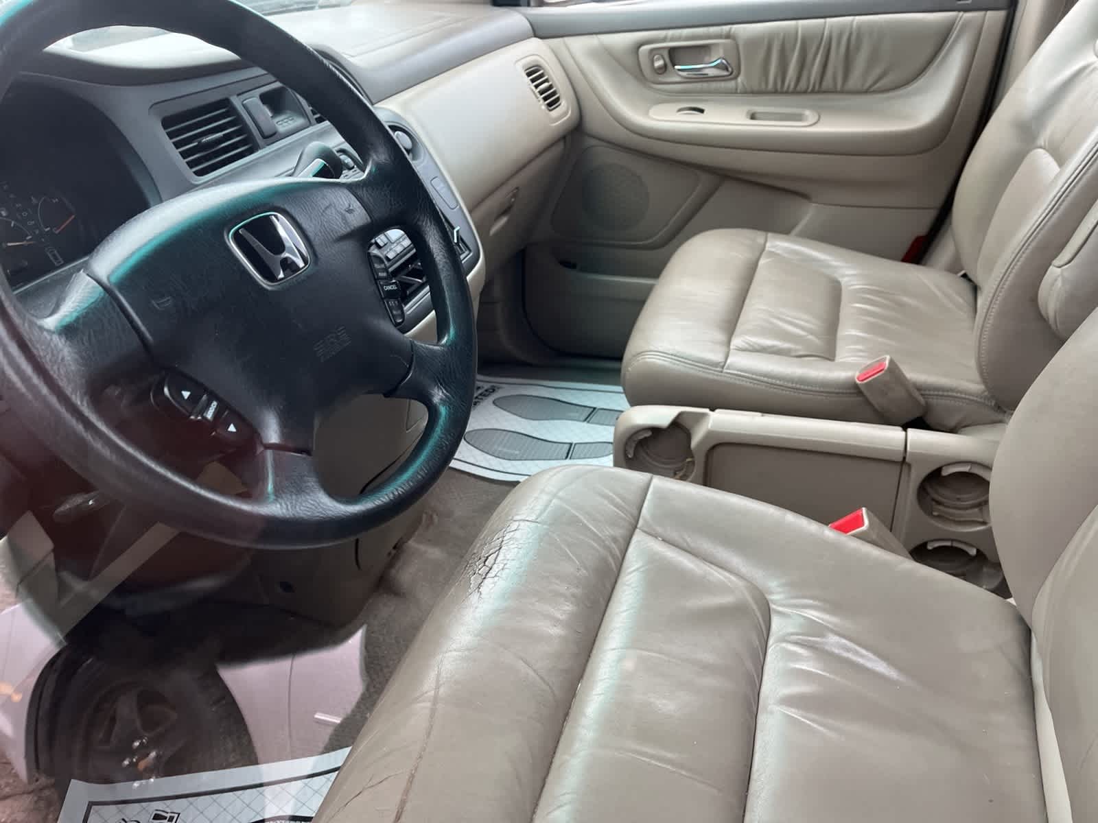 Thumbnail: 2004 Honda Odyssey - 27