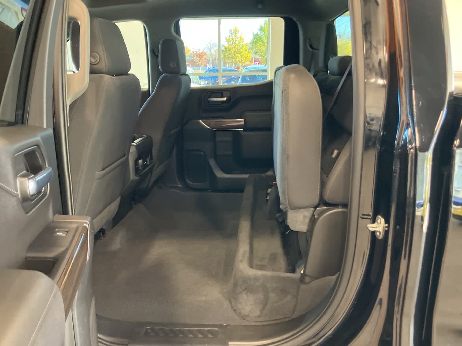 Thumbnail: 2021 Chevrolet Silverado 1500 - 26