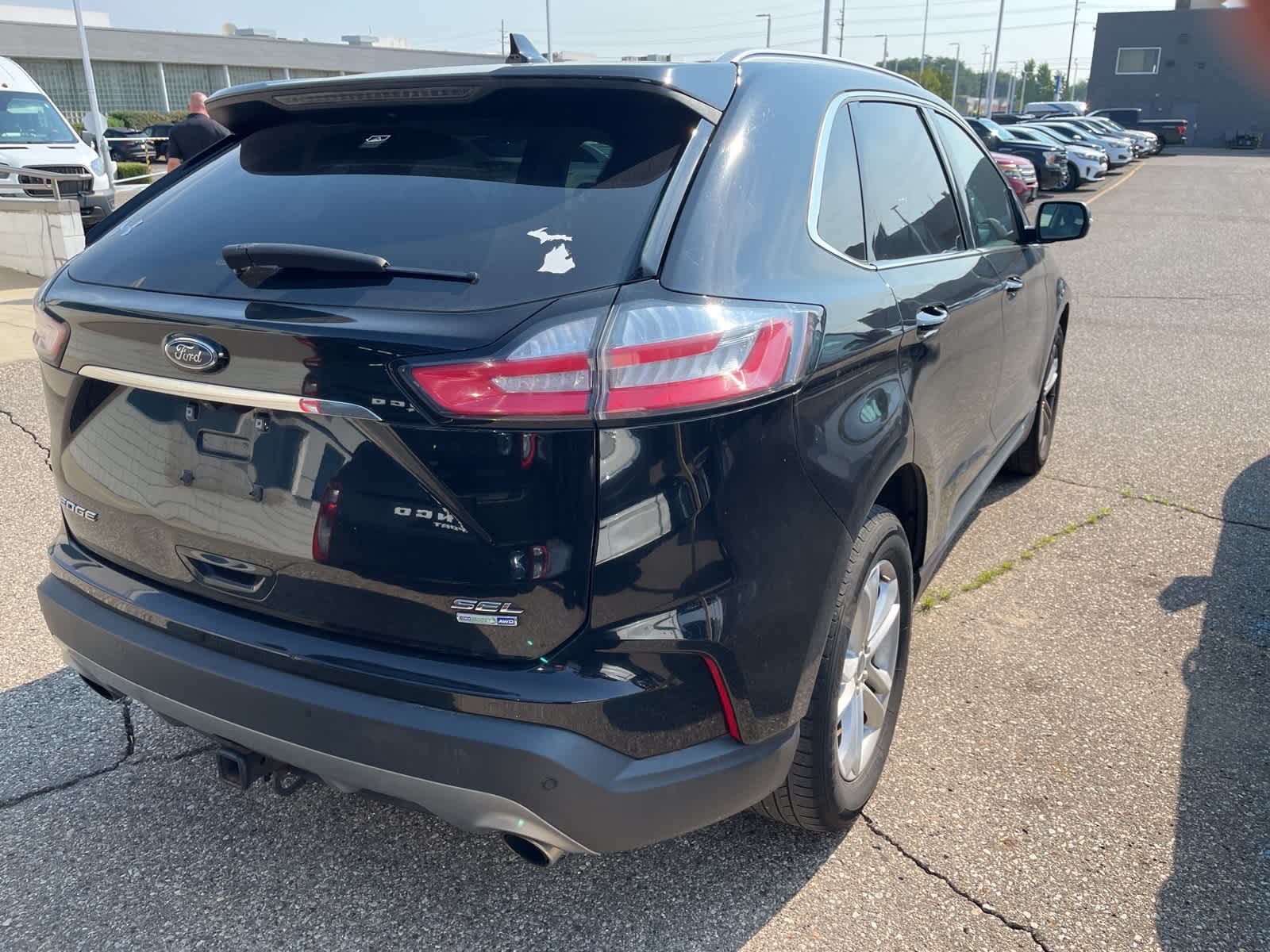 Thumbnail: 2020 Ford Edge - 10